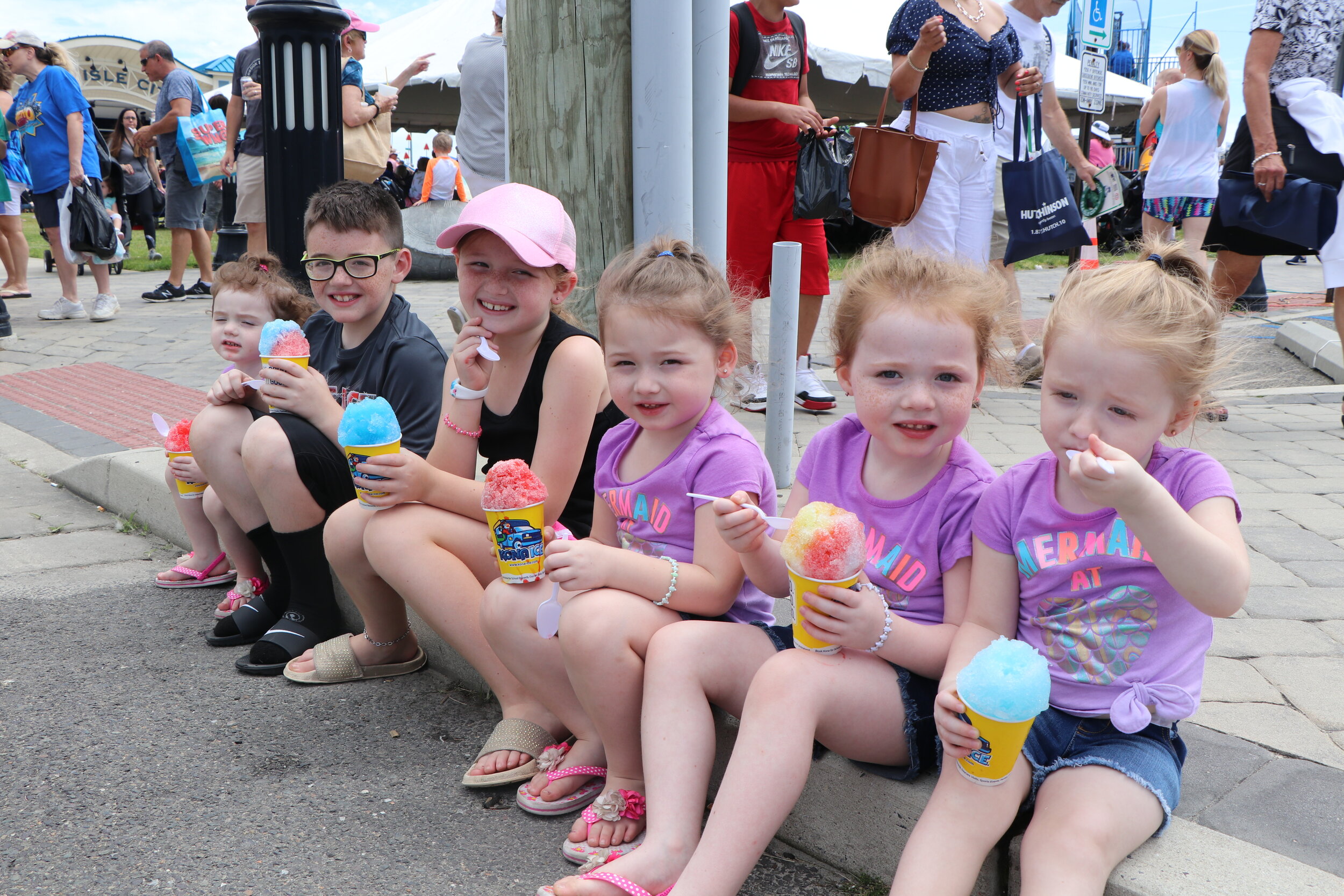 Right to left, Bree, Keira, Avery, Cassidy, Brady and Addison Carr cool off at the Skimmer Festival.
