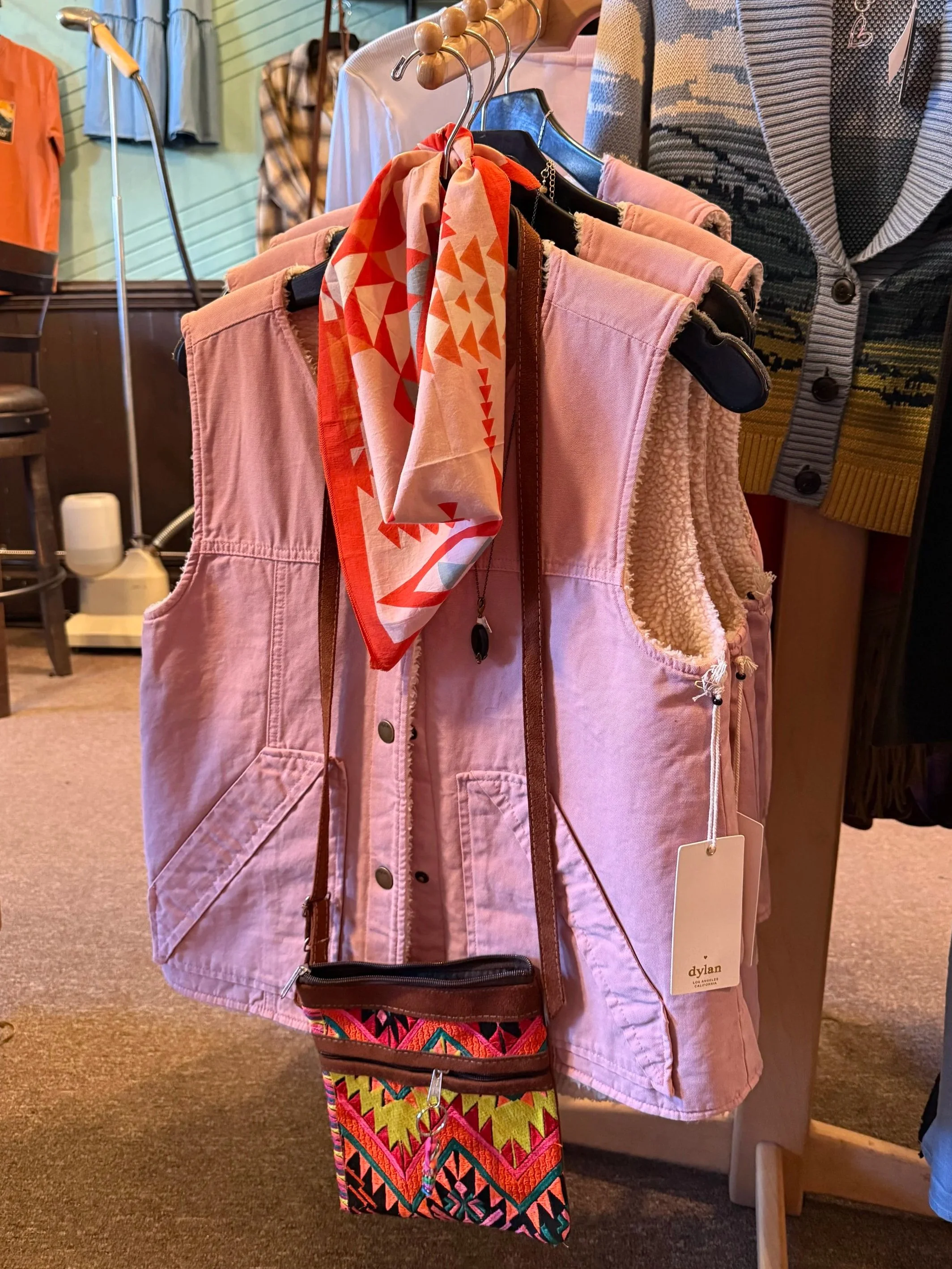 Dylan Vest - Pink