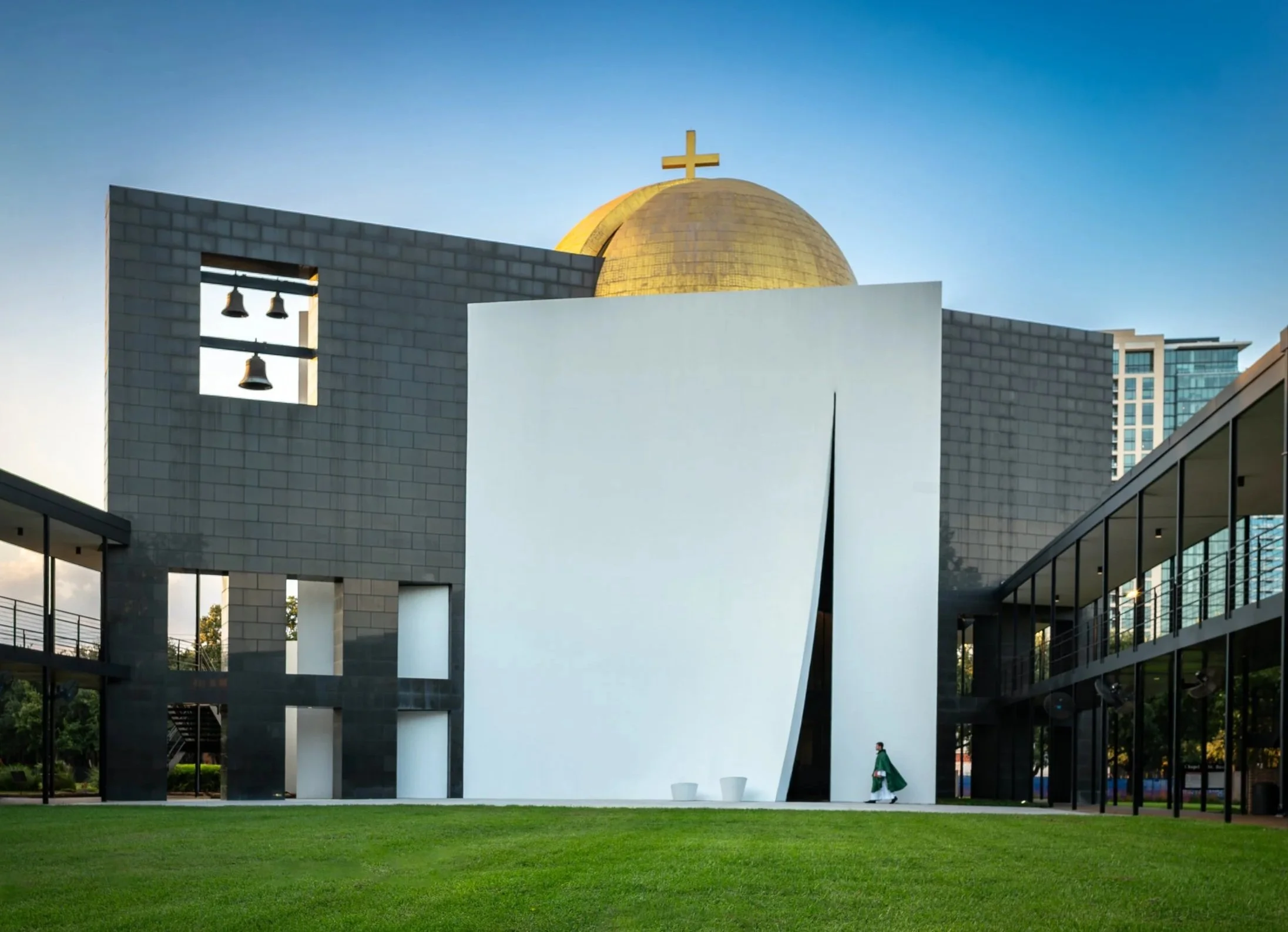 Chapel of St. Basil @ University of St. Thomas / Philip Johnson Architect / Houston, TX