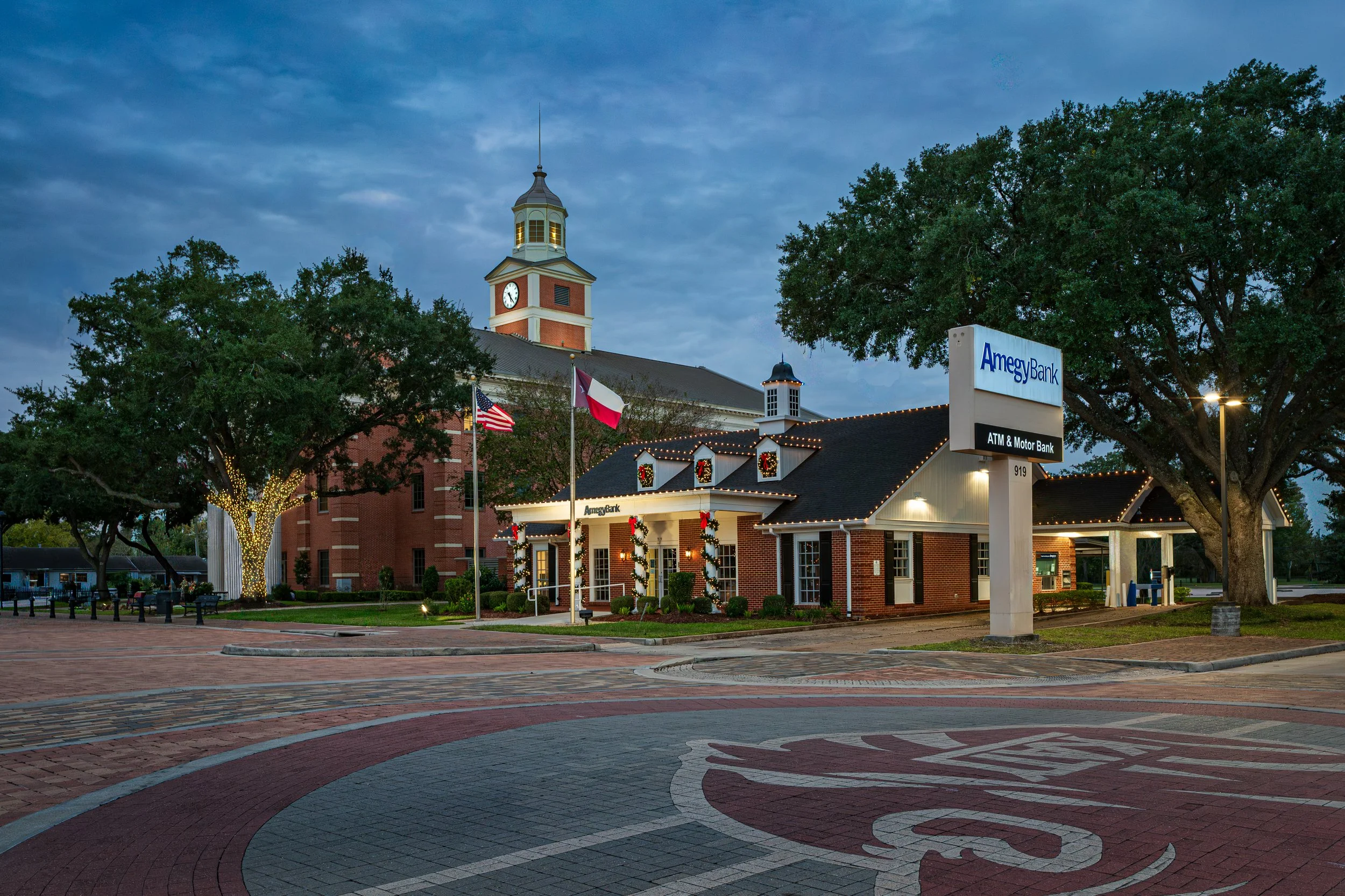 City Hall + Amegy Bank with Xmas Decorations / Katy, TX