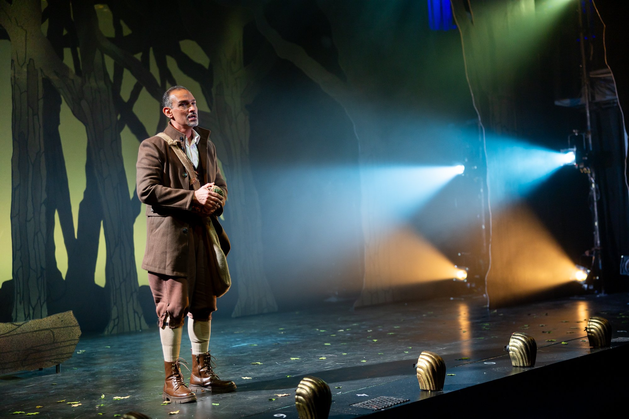 Into_The_Woods_0077-Edit_WEB_SIZE_DO_NOT_PRINT.jpg