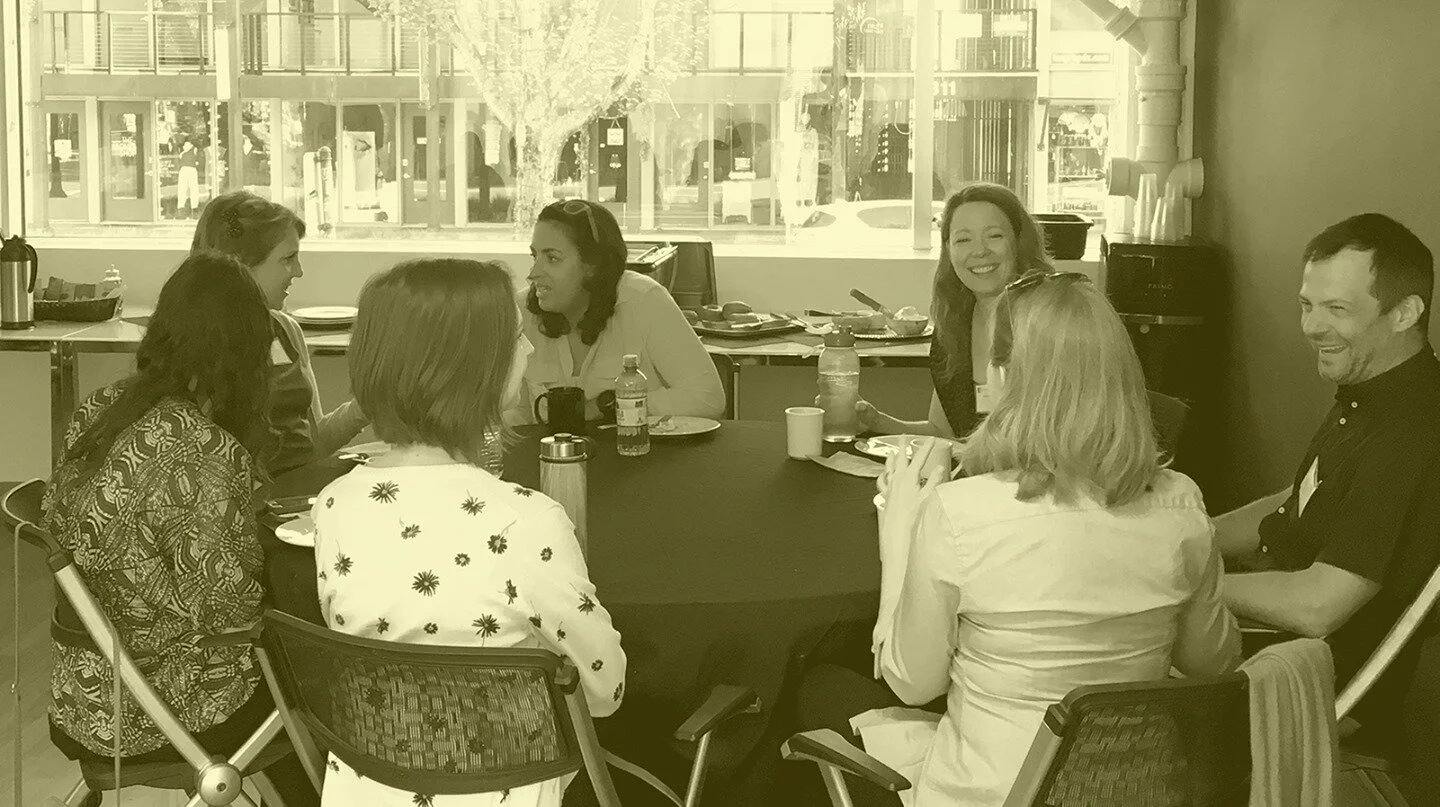 Seeking Applicants: WAA Membership &amp; Communications Committee! Deepen your connection to WAA as a committee member! The application is open to all WAA members, and WAA will consider applicants whose membership has lapsed due to the pandemic. 

💫 Learn more &amp; apply via the link in our profile!