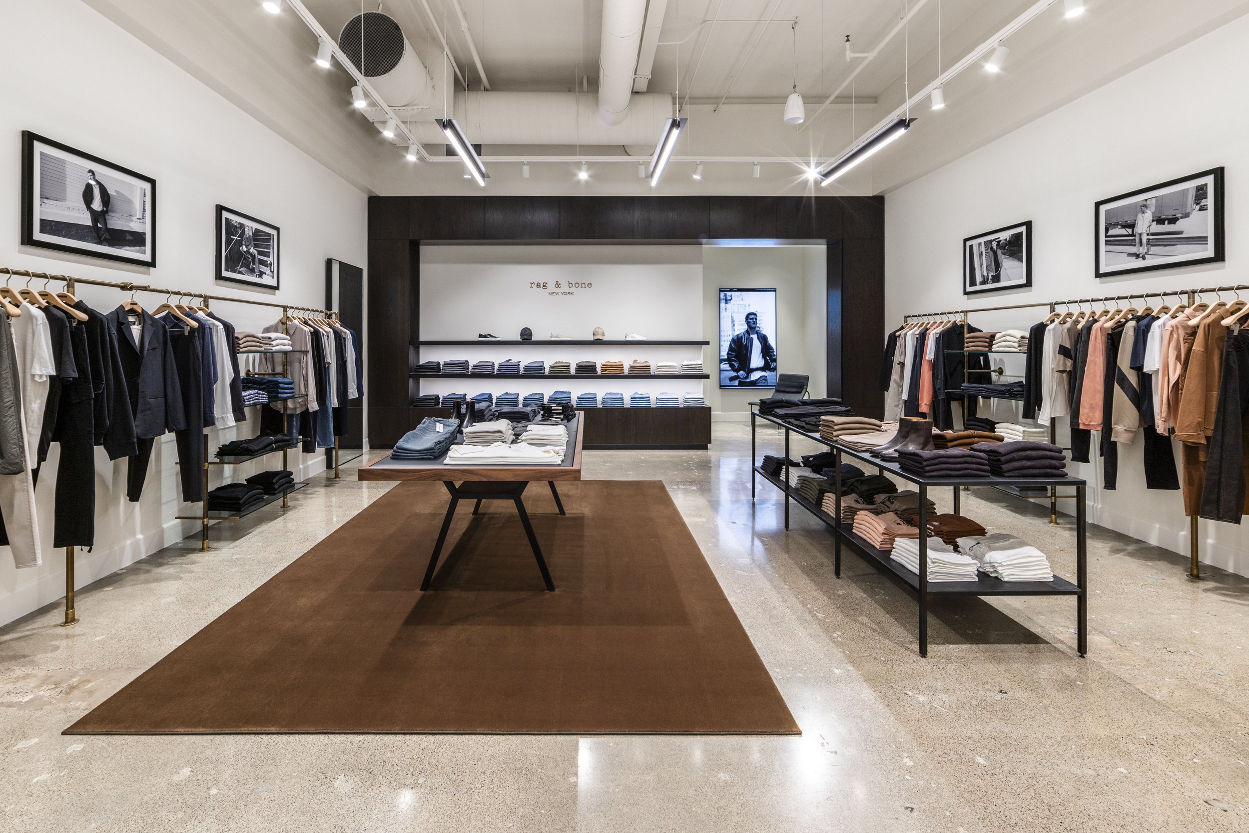Retail / Rag & Bone Fashion Island