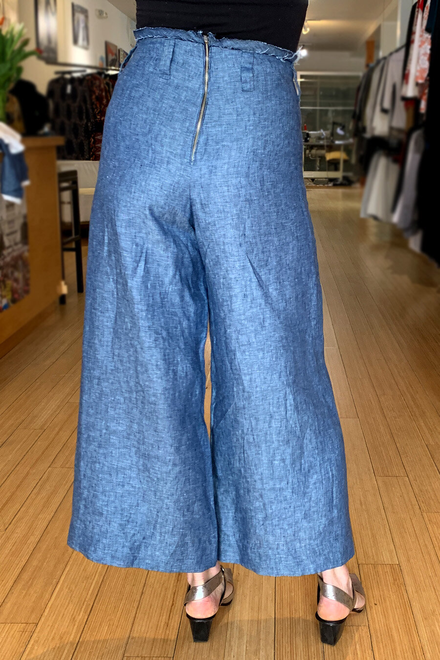 pant with attached skirt. Comfort pants 