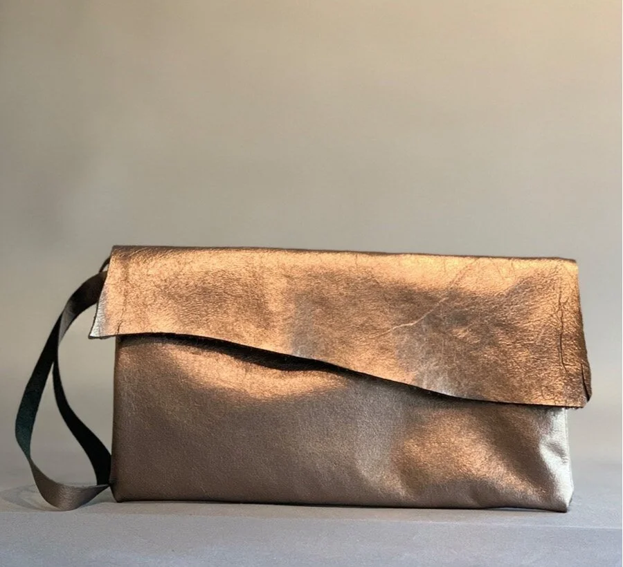 Metallic Copper Clutch