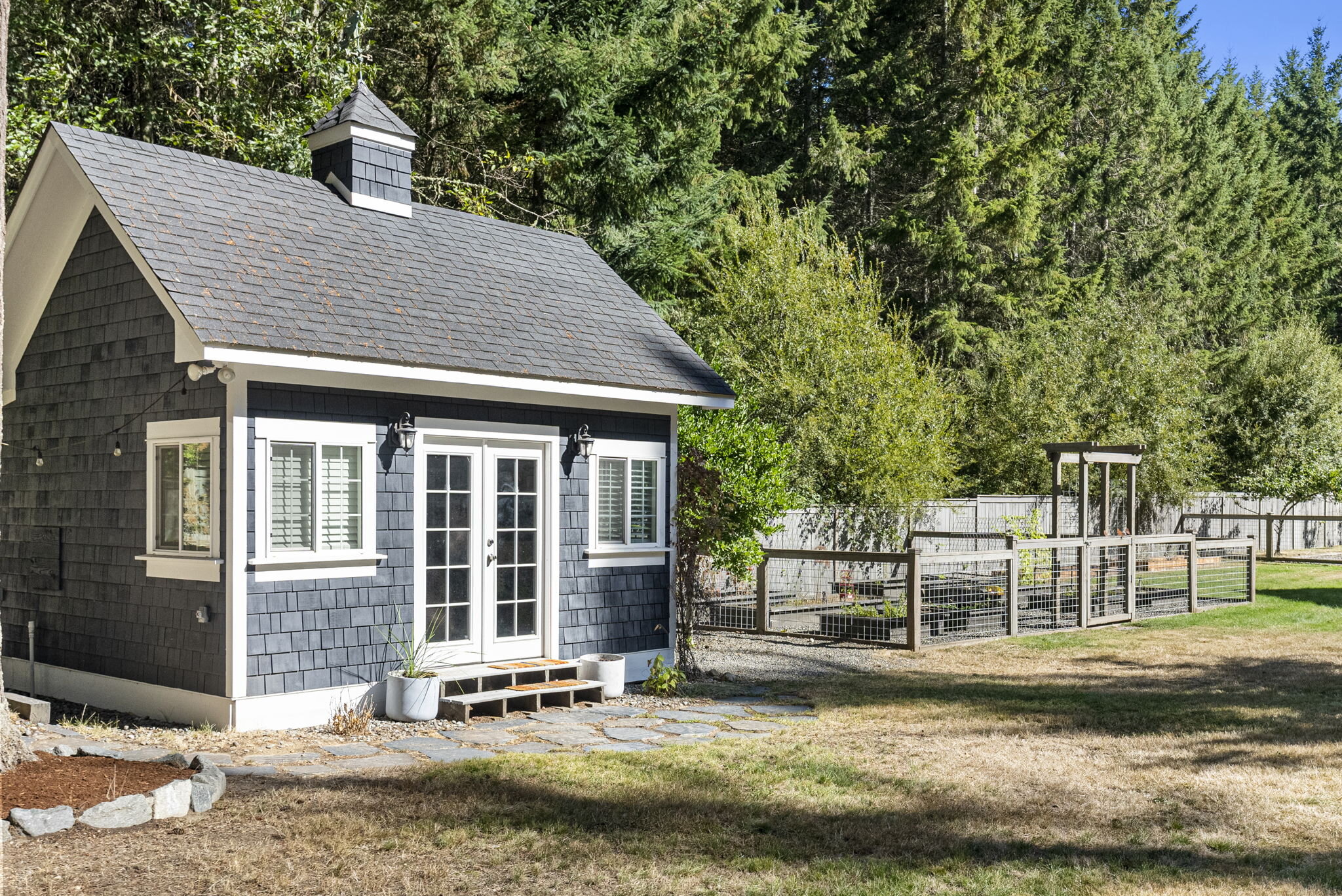 42-web-or-mls-1412 11th Lane097.jpg