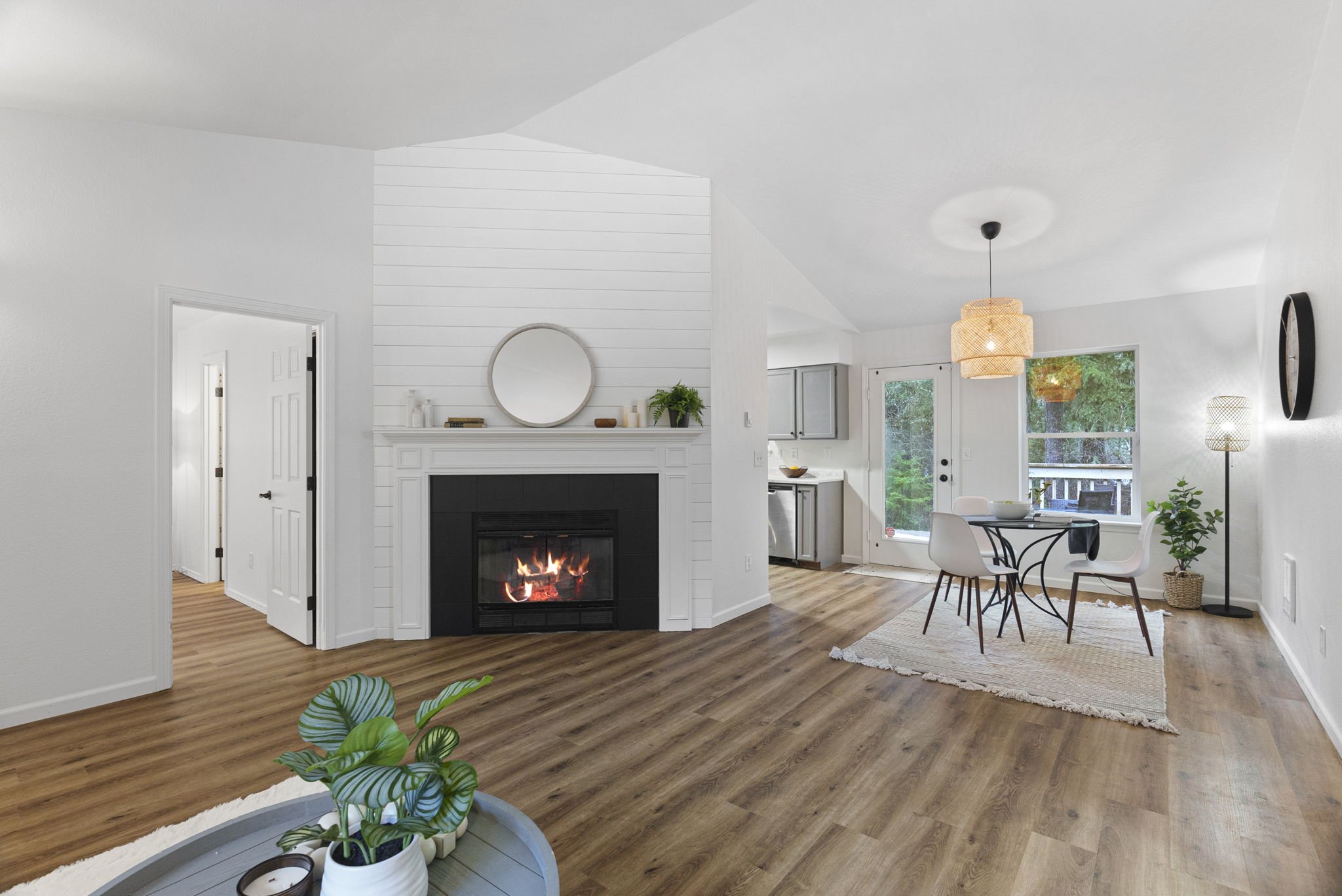 12-web-or-mls-14011-141st-ave-nw.jpg