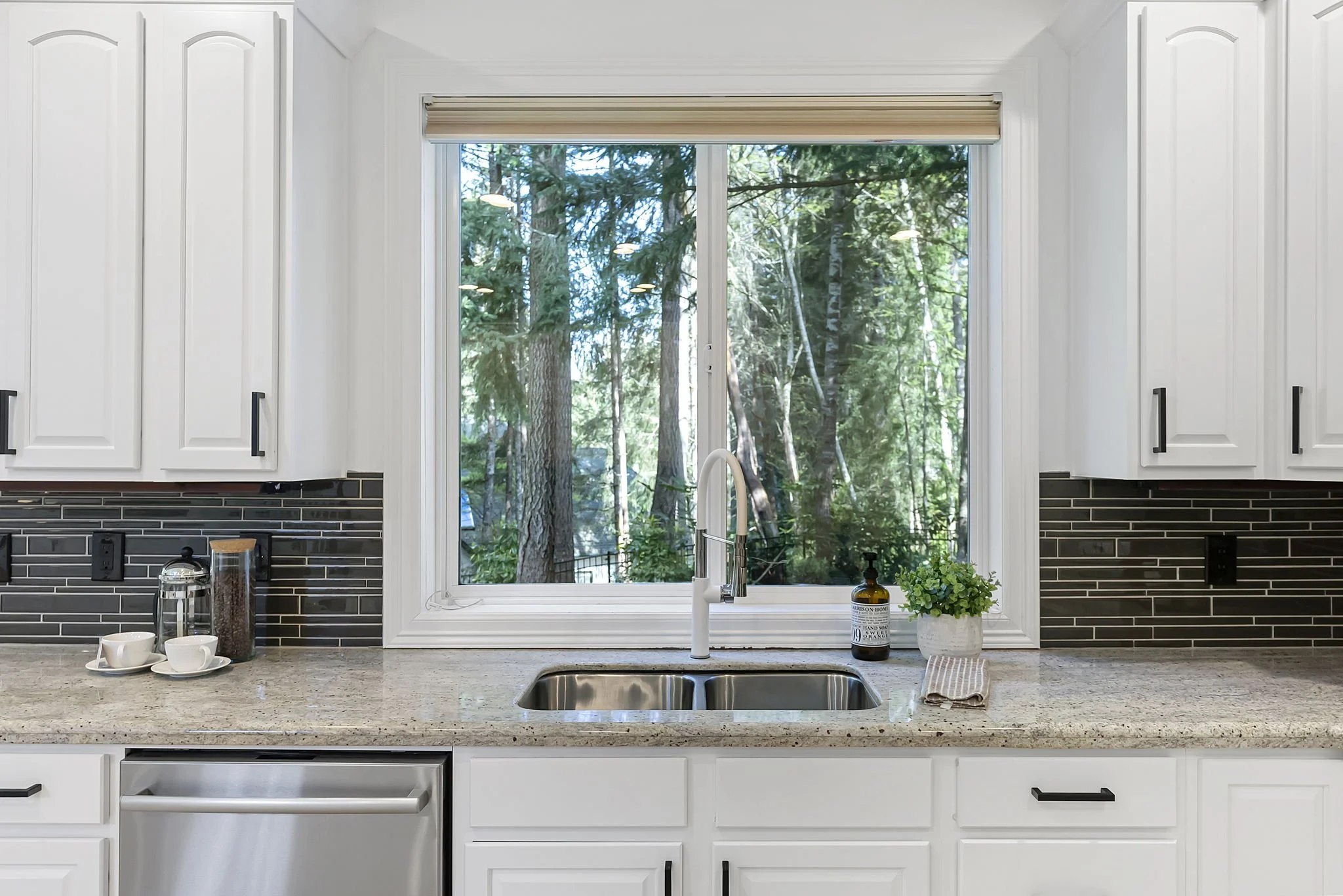 27-web-or-mls-4709-131st-st-ct-nw.jpg