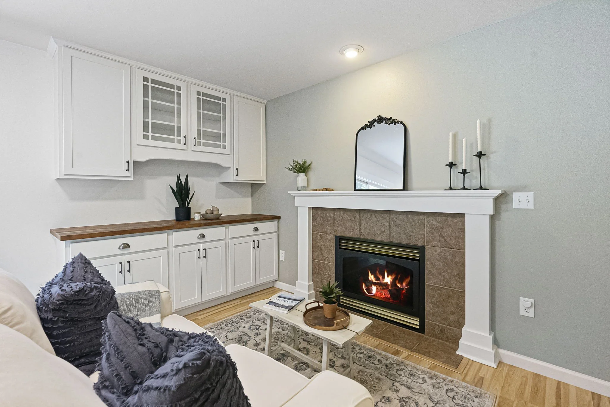 22-web-or-mls-3815-125th-st-nw.jpg
