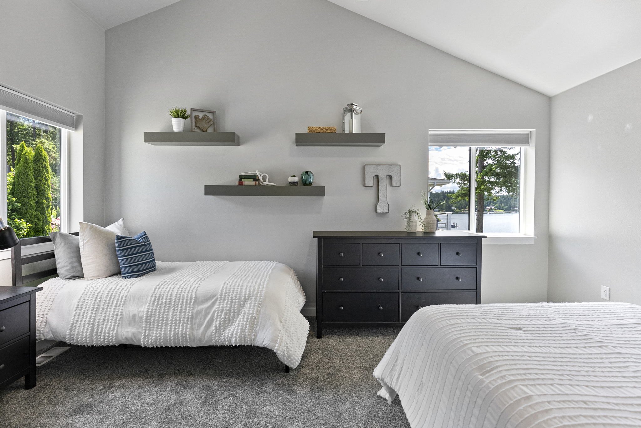 33-web-or-mls-11020-54th-st-ct-nw.jpg
