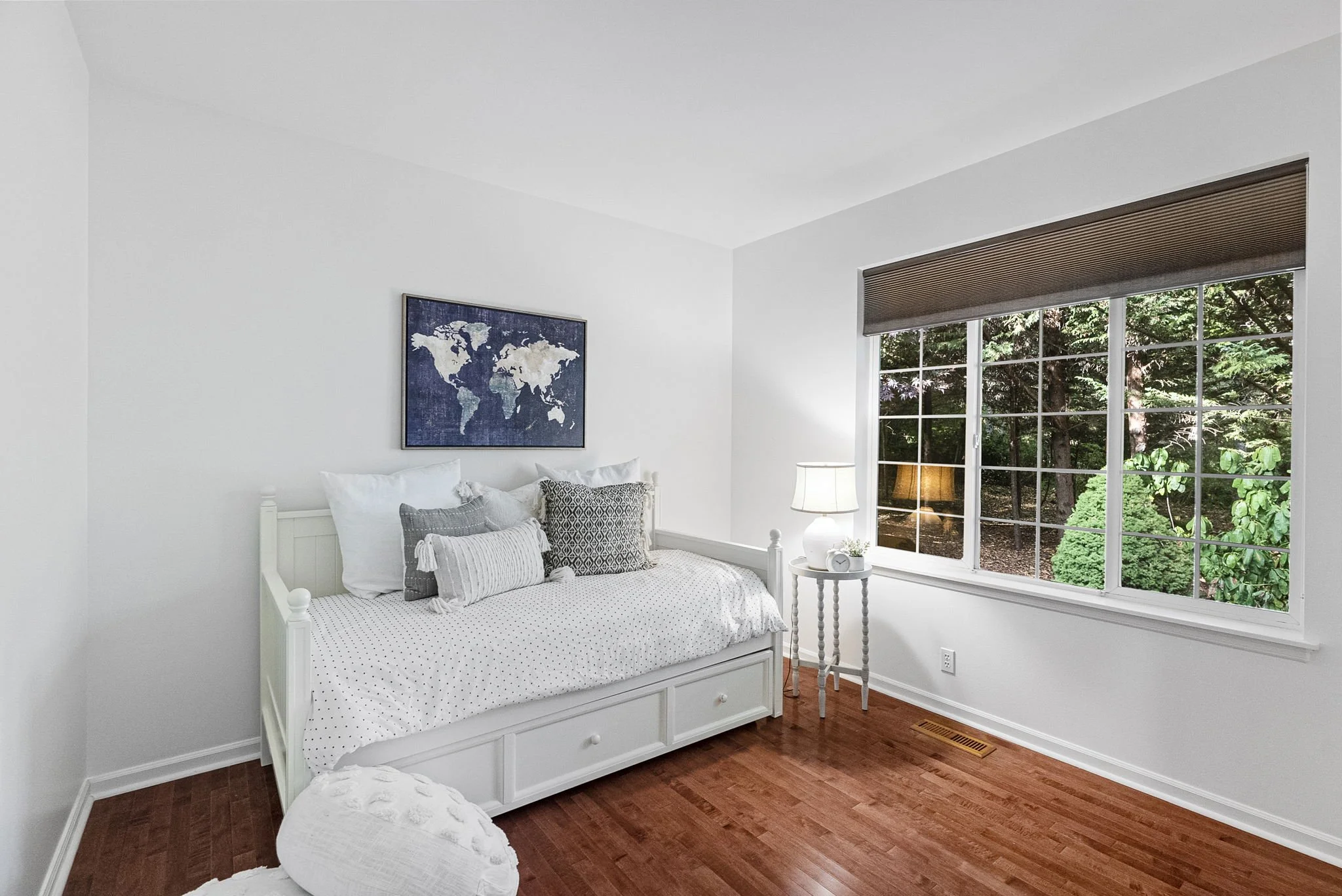 4-web-or-mls-5232-w-old-stump-dr-nw.jpg