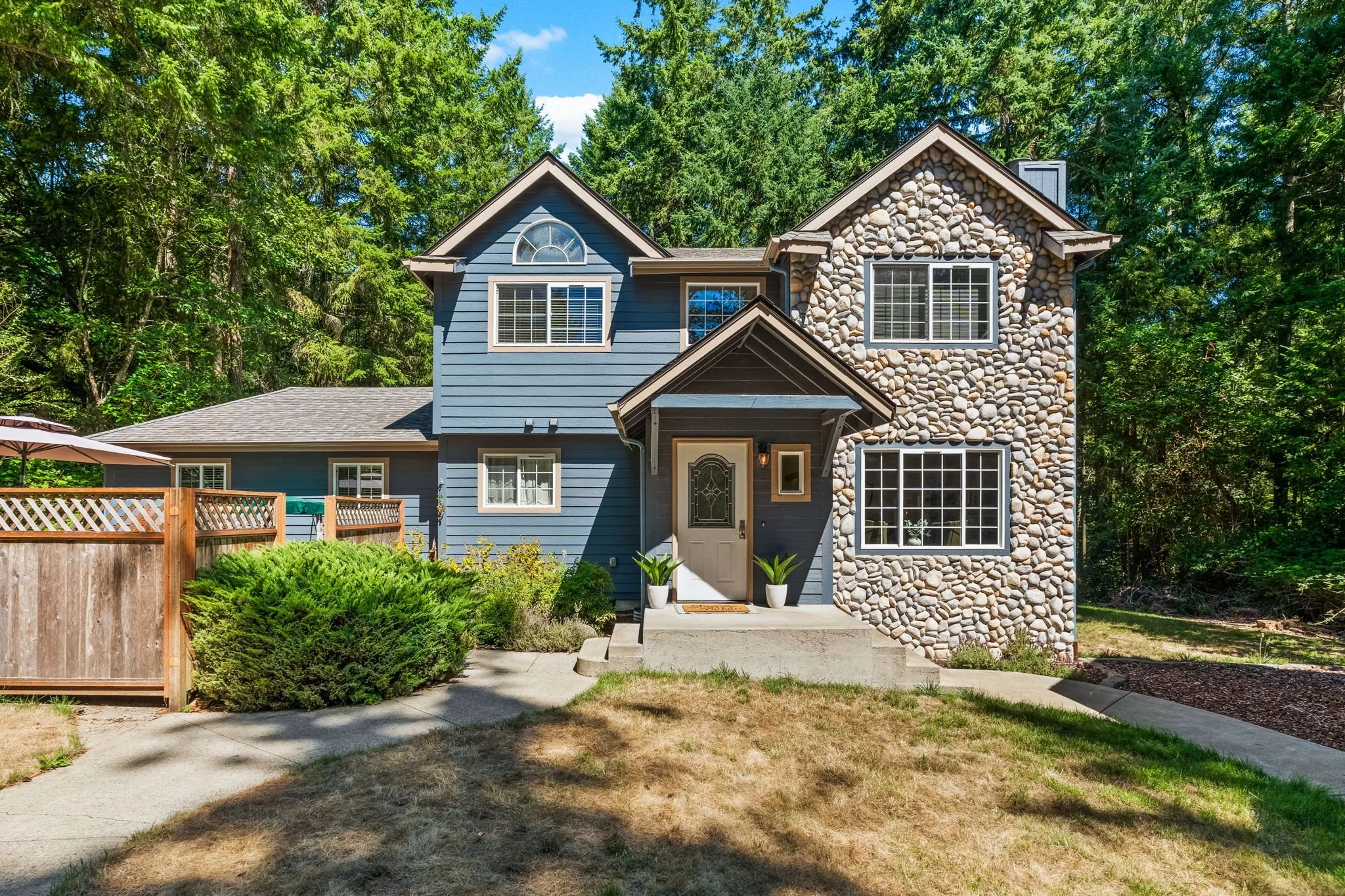 1043 Nootka Dr, Fox Island WA | $774,500