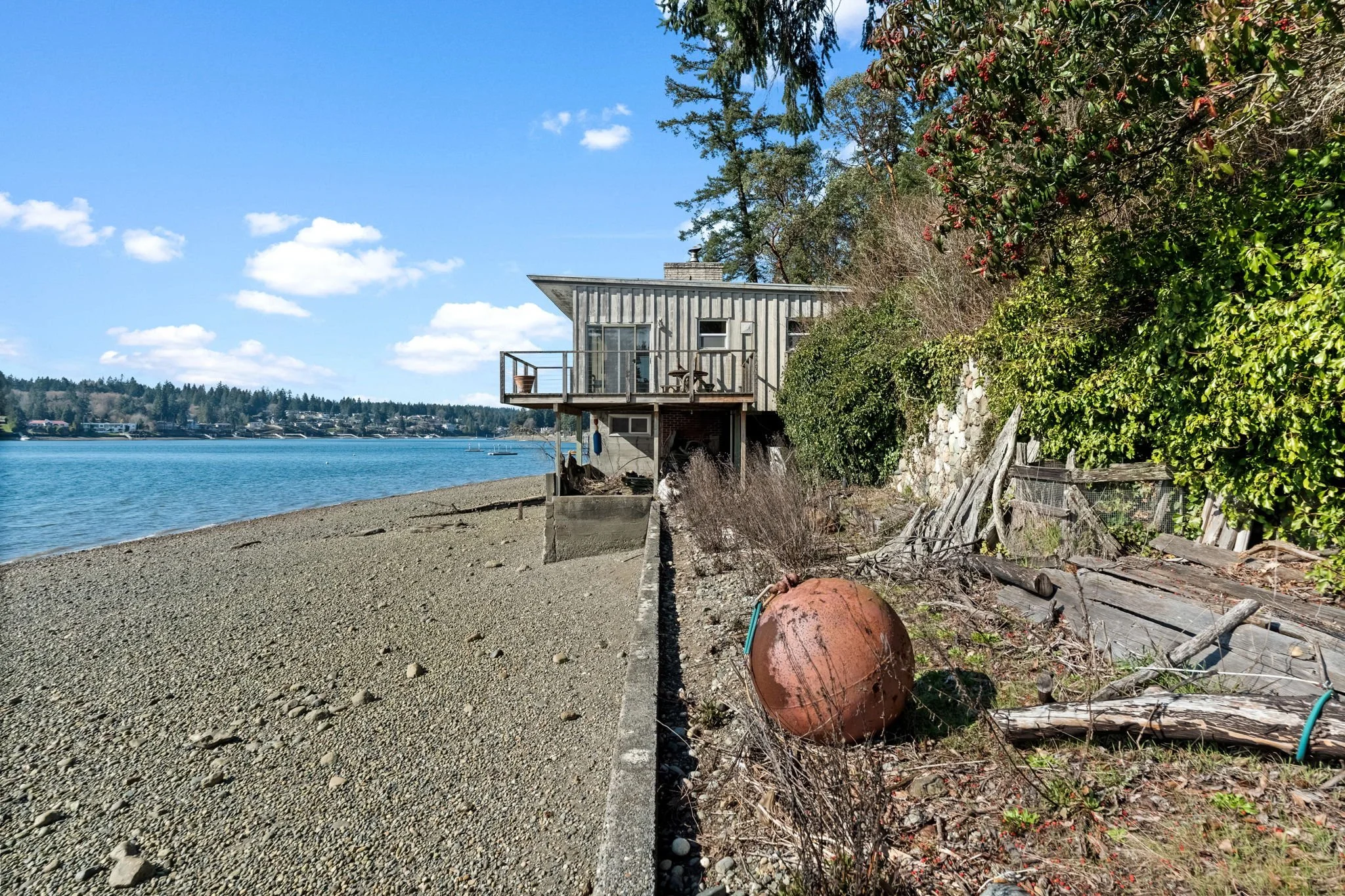 2622-E-Bay-Dr-NW-Wollochet-Bay-Waterfront-Estate1.jpg