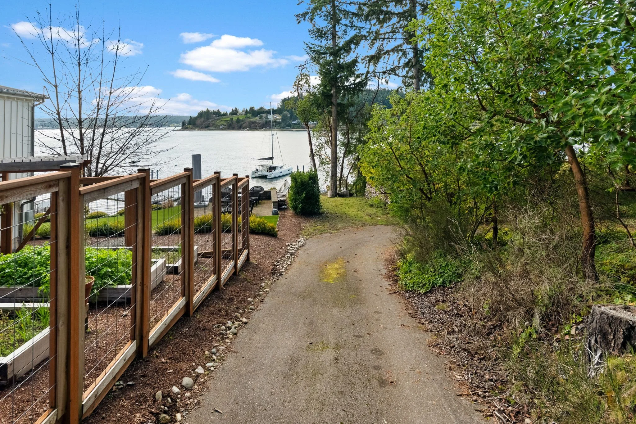 2622-E-Bay-Dr-NW-Wollochet-Bay-Waterfront-Estate18.jpg