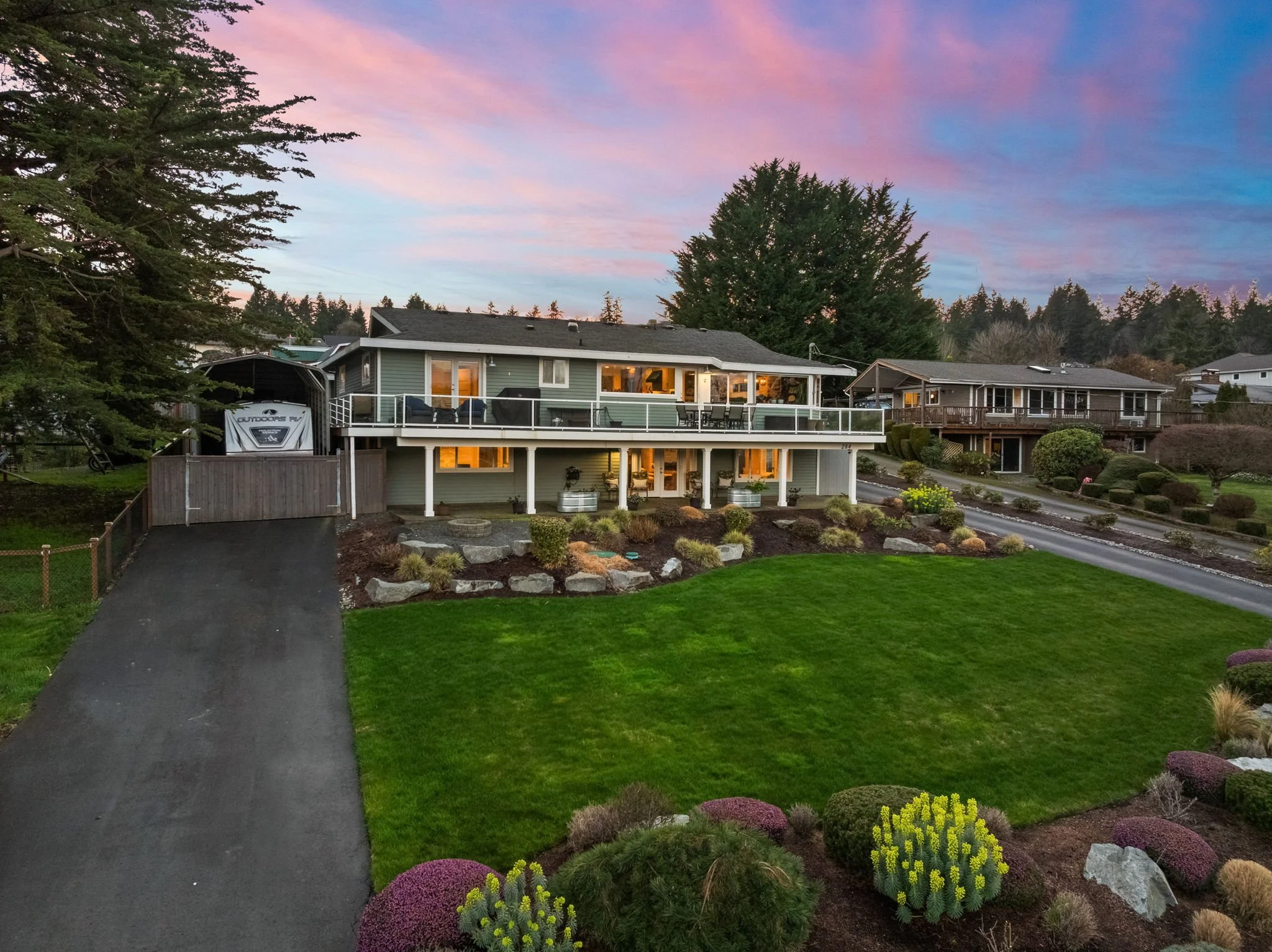 284 Bella Bella Drive2.jpg