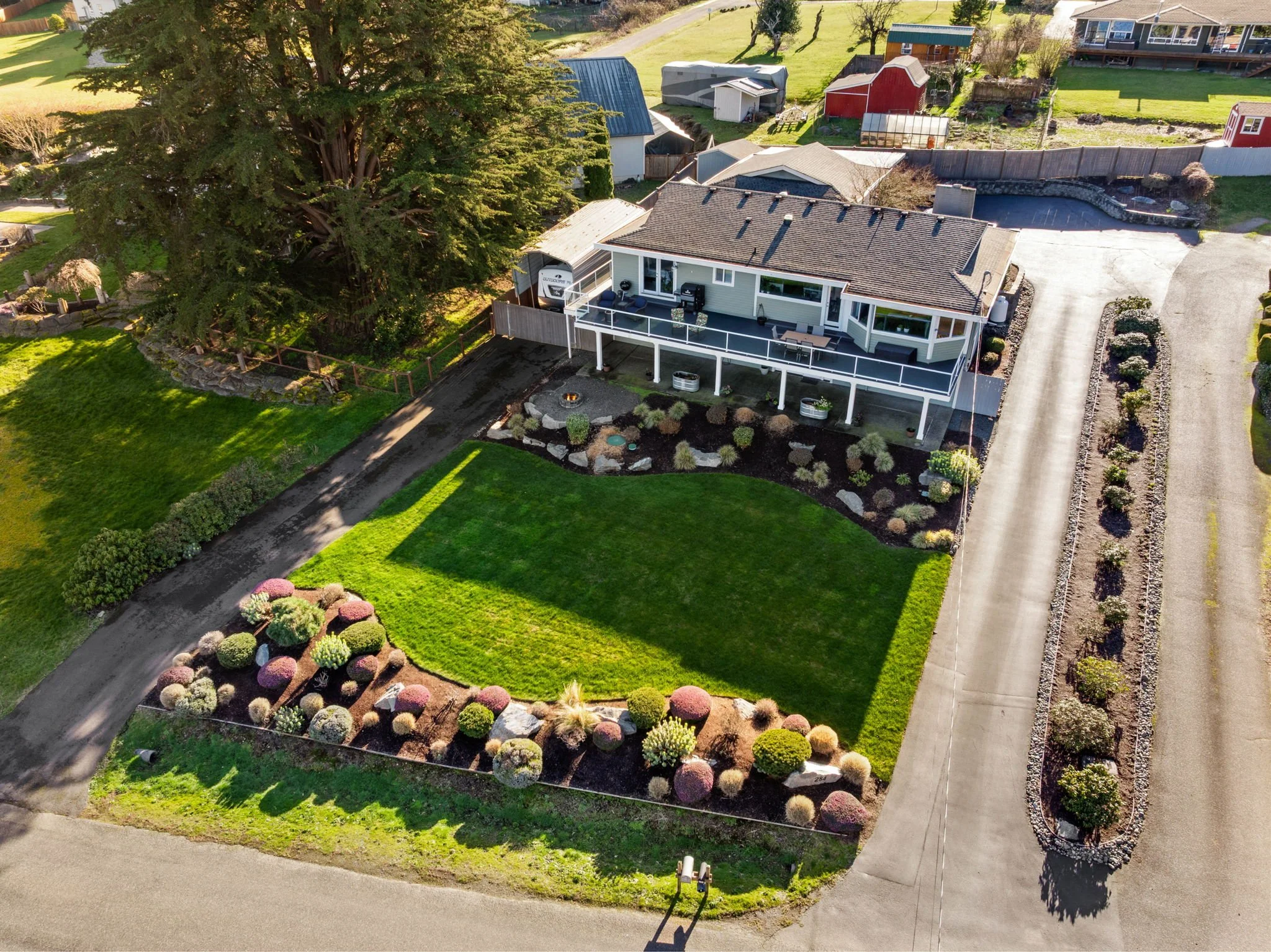 284 Bella Bella Drive3.jpg