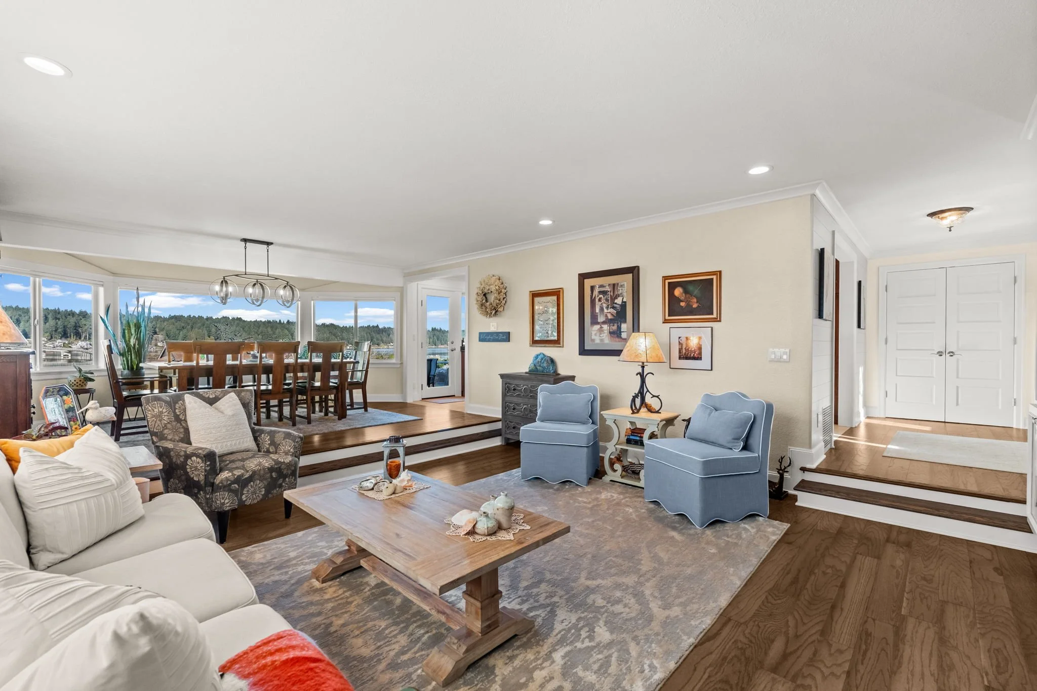 284 Bella Bella Drive44.jpg