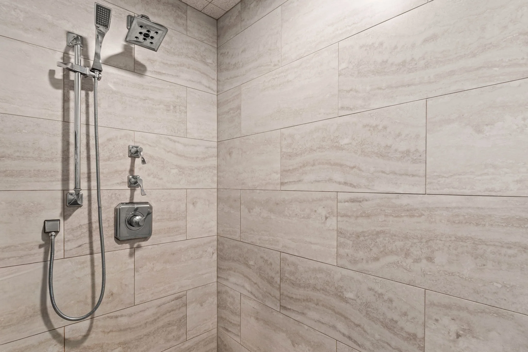 284 Bella Bella Drive55.jpg