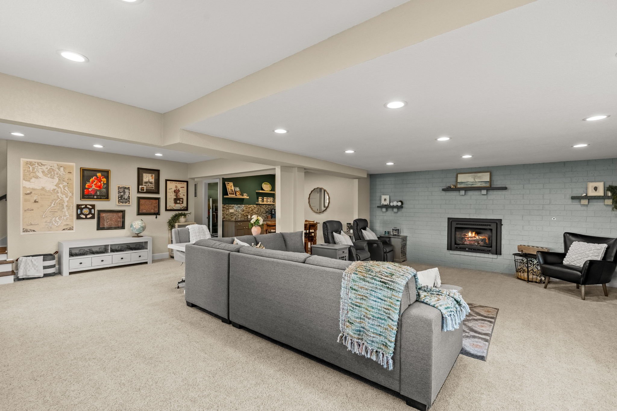 284 Bella Bella Drive59.jpg