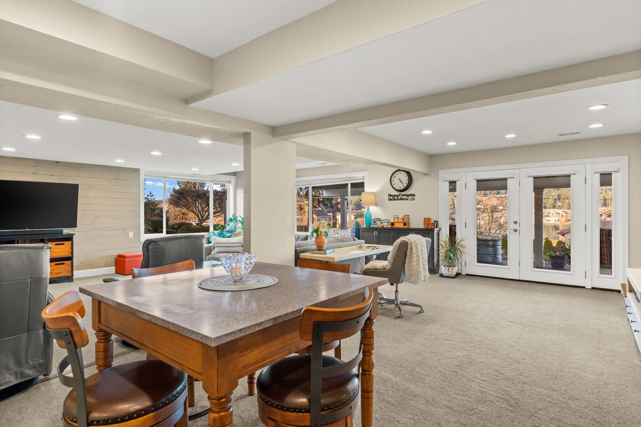 284 Bella Bella Drive64.jpg