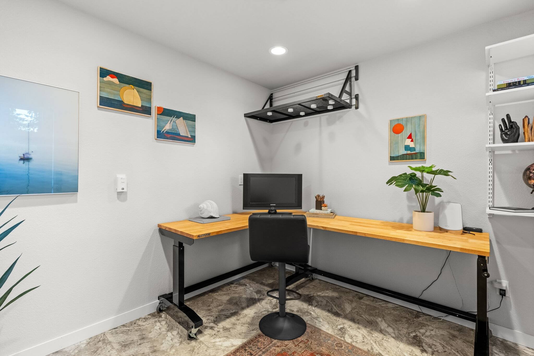4221 Forest Beach Drive29.jpg