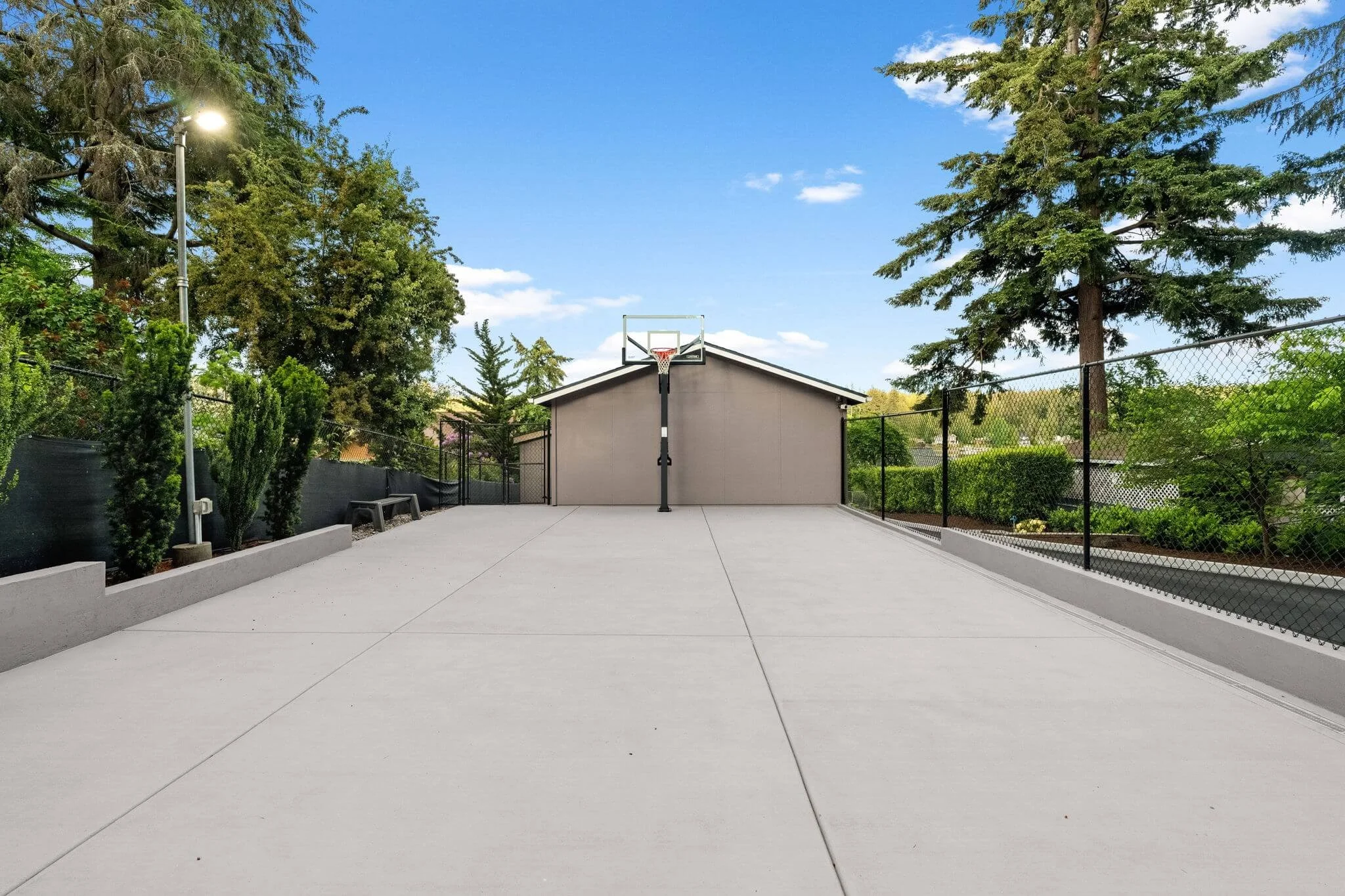 4221 Forest Beach Drive26.jpg