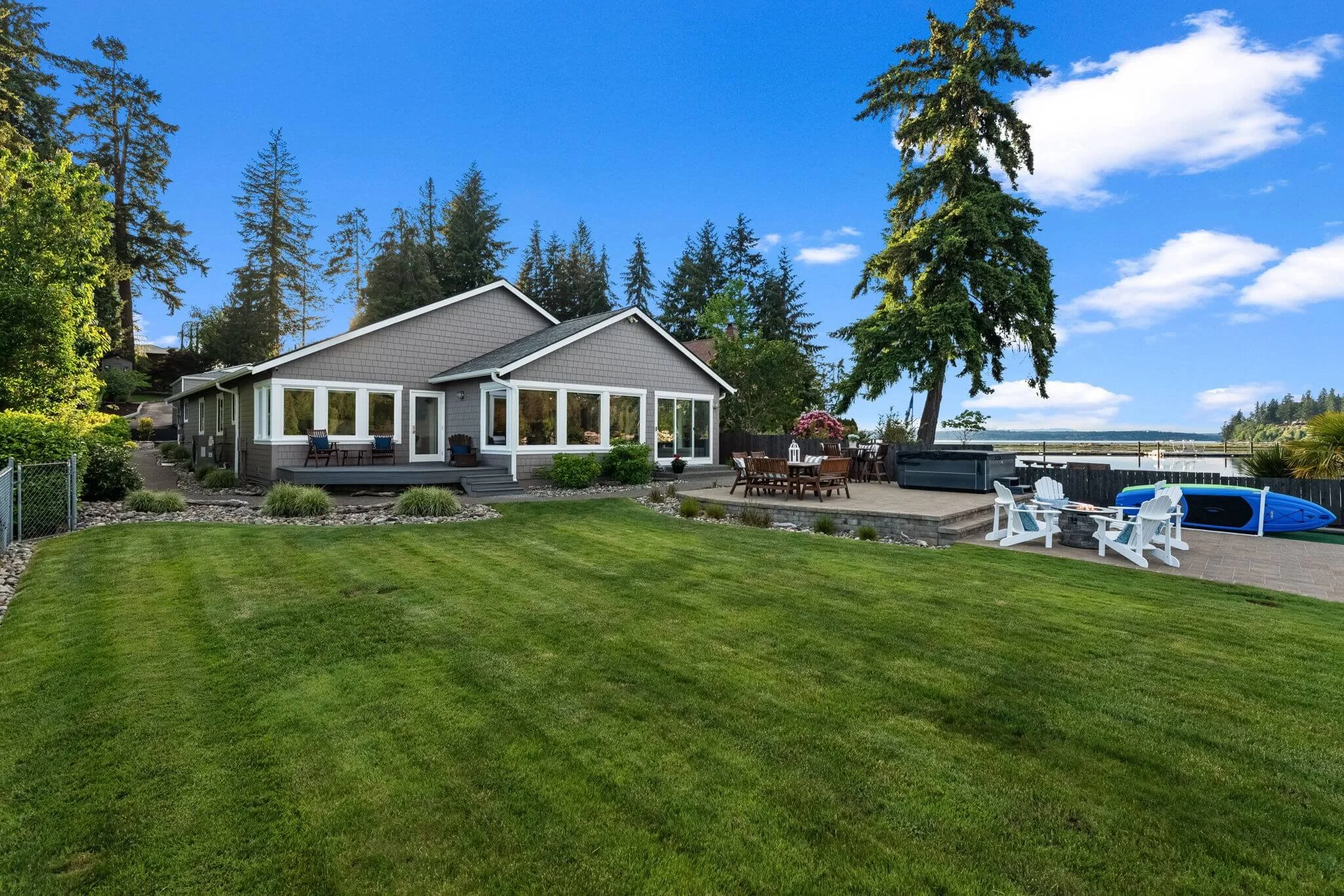 4221 Forest Beach Drive15.jpg