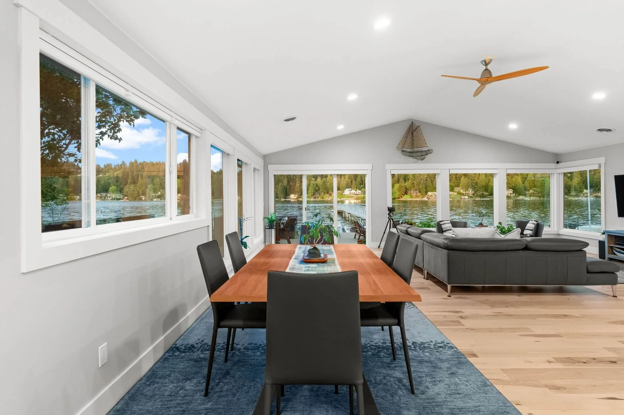 4221 Forest Beach Drive72.jpg