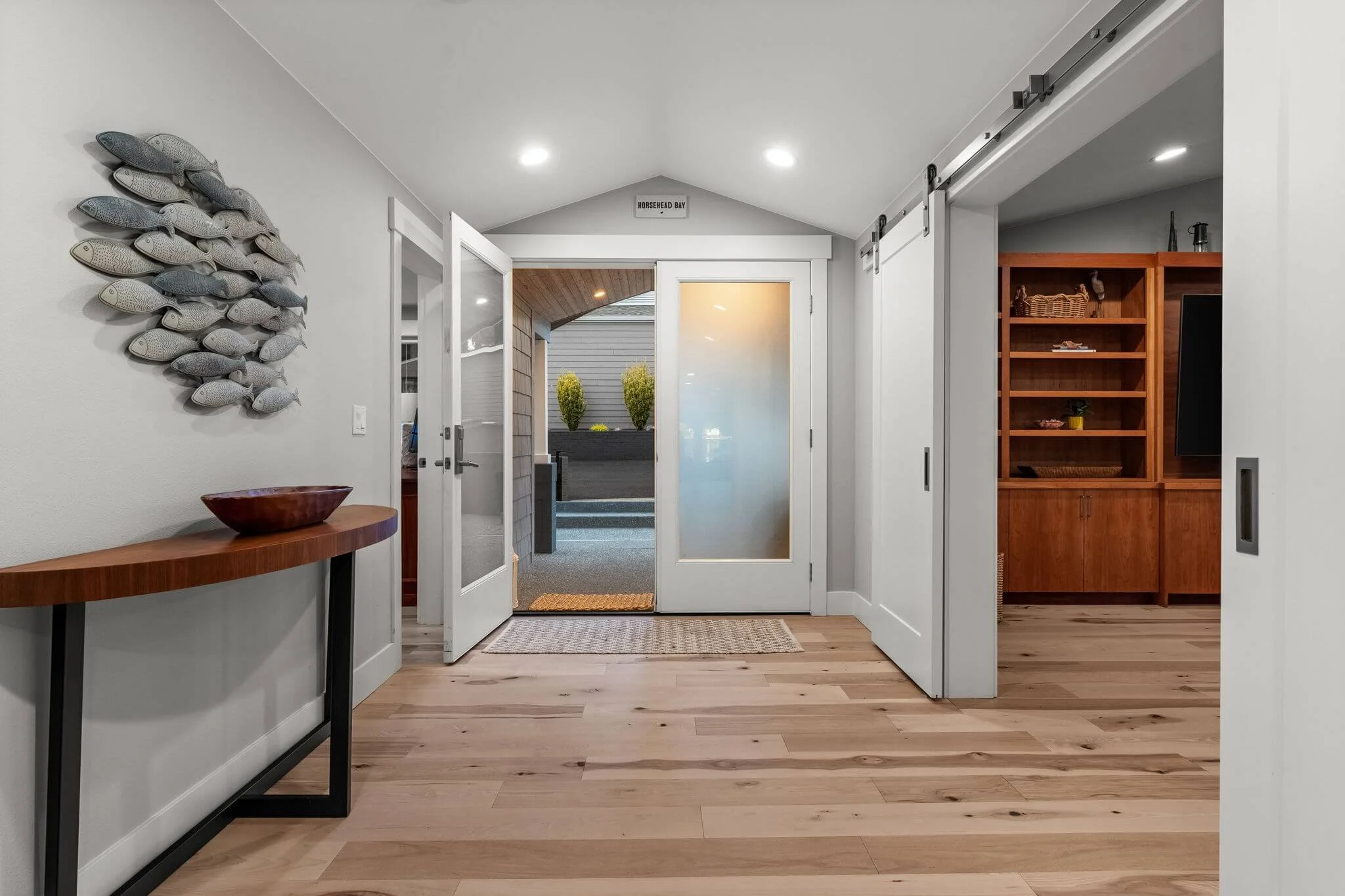 4221 Forest Beach Drive39.jpg