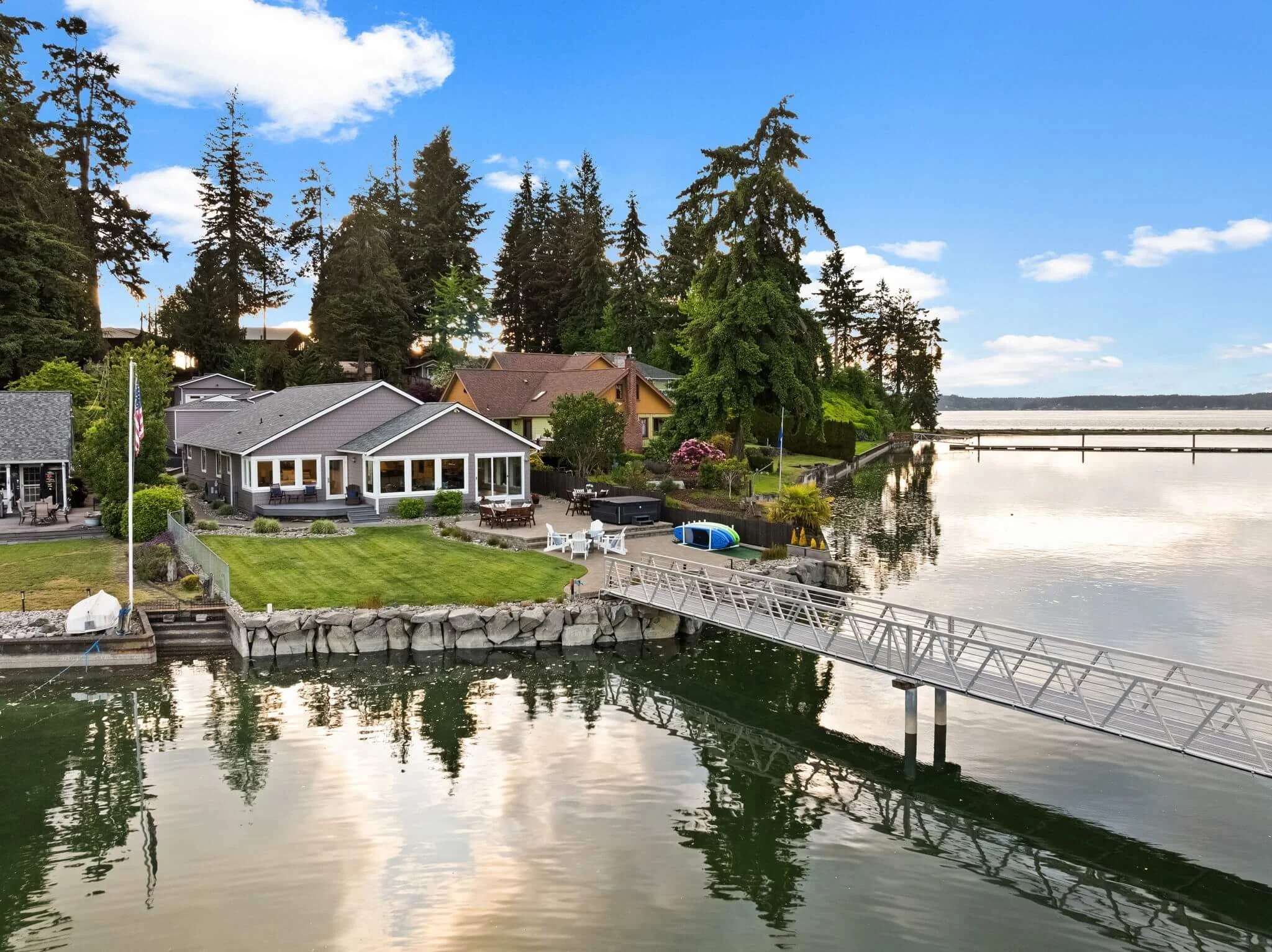 4221 Forest Beach Drive89.jpg