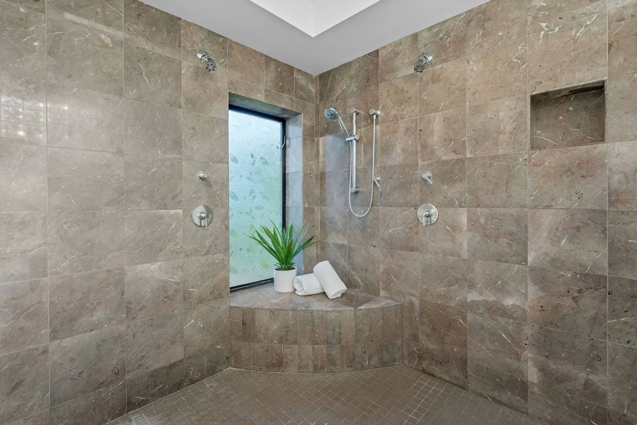 6803 Cascade Ave Gig Harbor42.jpg