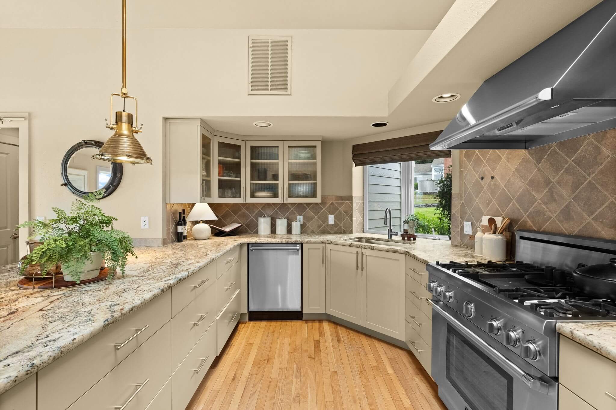 3155-erickson-st-gig-harbor-wa42.jpg