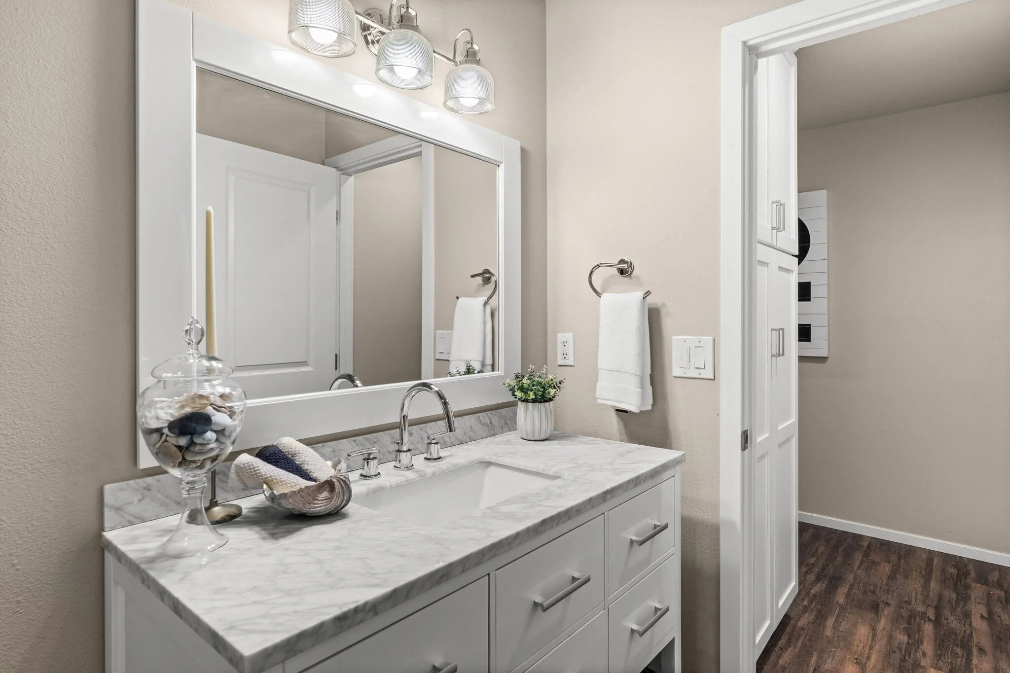 9811 Ridgeway Dr, Gig Harbor, WA51.jpg