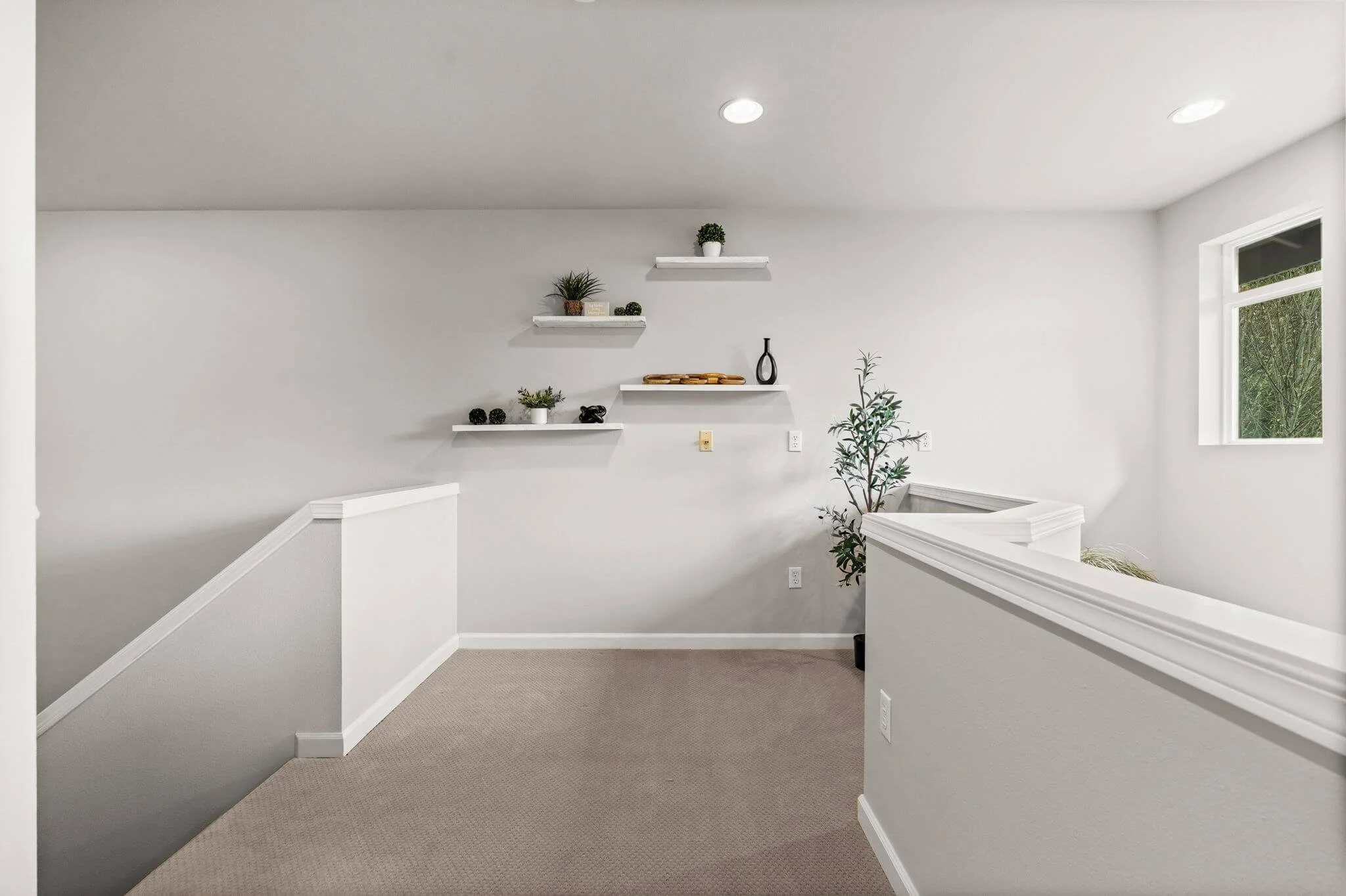 9811 Ridgeway Dr, Gig Harbor, WA52.jpg