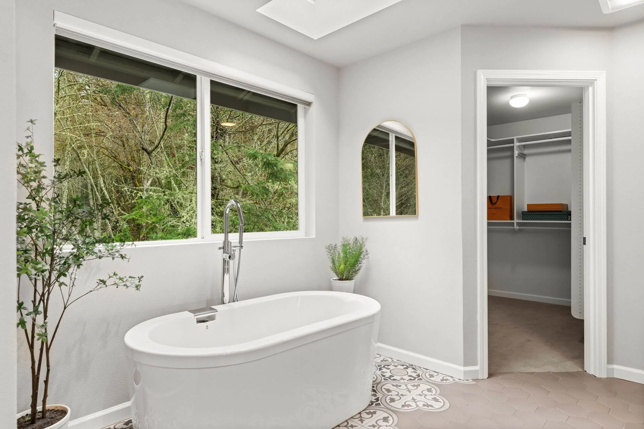 9811 Ridgeway Dr, Gig Harbor, WA61.jpg