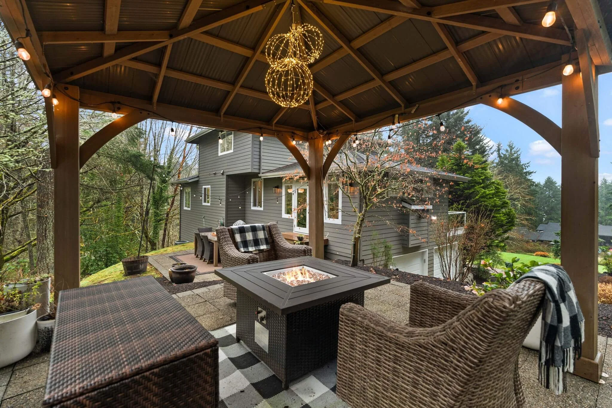 9811 Ridgeway Dr, Gig Harbor, WA81.jpg