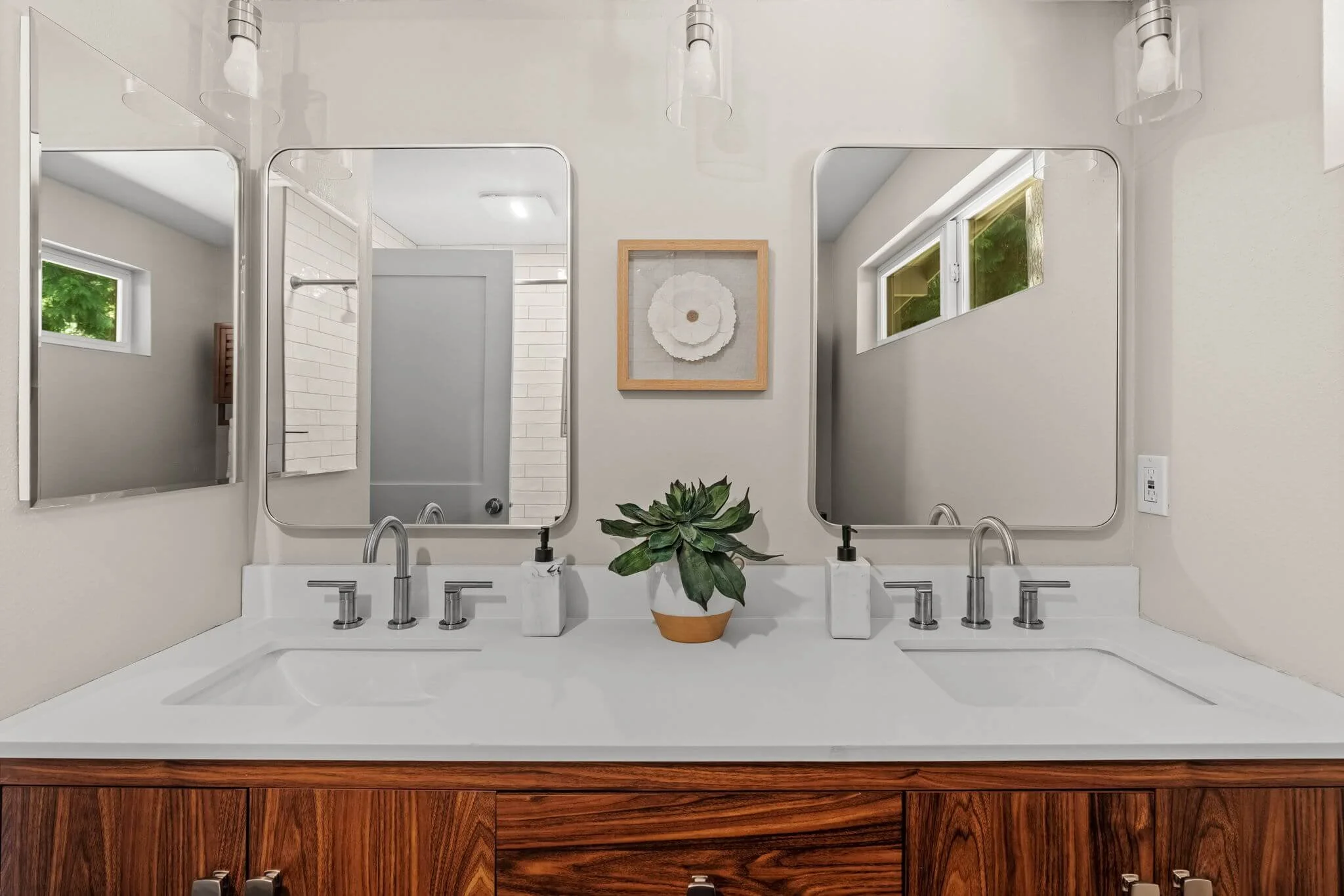 1701 Weatherswood Dr NW24.jpg