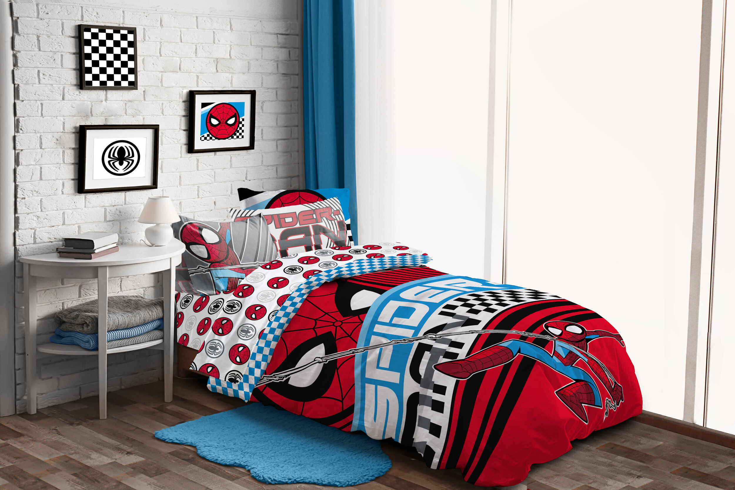 Jay Franco Marvel Spidey and His Amazing Friends Team Spidey 4 Piece  Toddler Size Bed Set – Super Soft Microfiber - Includes Comforter & Sheet  Set