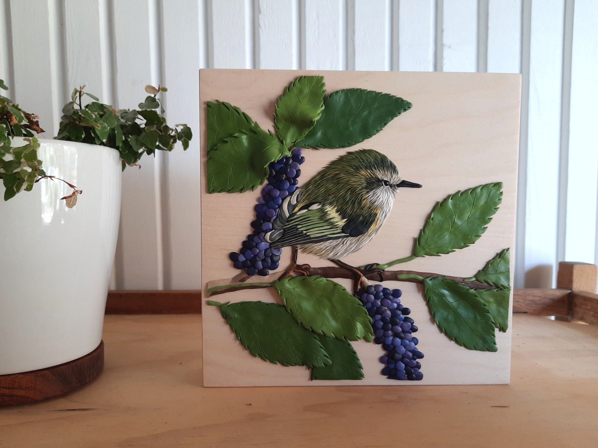 Rifleman-Mahoe+Titipounamu+Bird+Polymer+Clay+Art+display.jpg