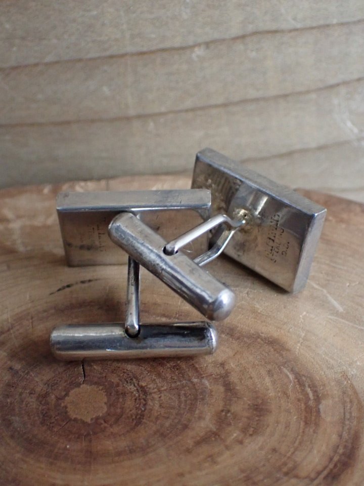 WIN-Online-Shop-Women-In-Need-Community-Cooperative-Resale-Thrift-Store-Jewelry-Gold-Silver-Clothing-Furniture-Antiques-Vintage-Books-Christmas-Victoria-BC- (184).JPG