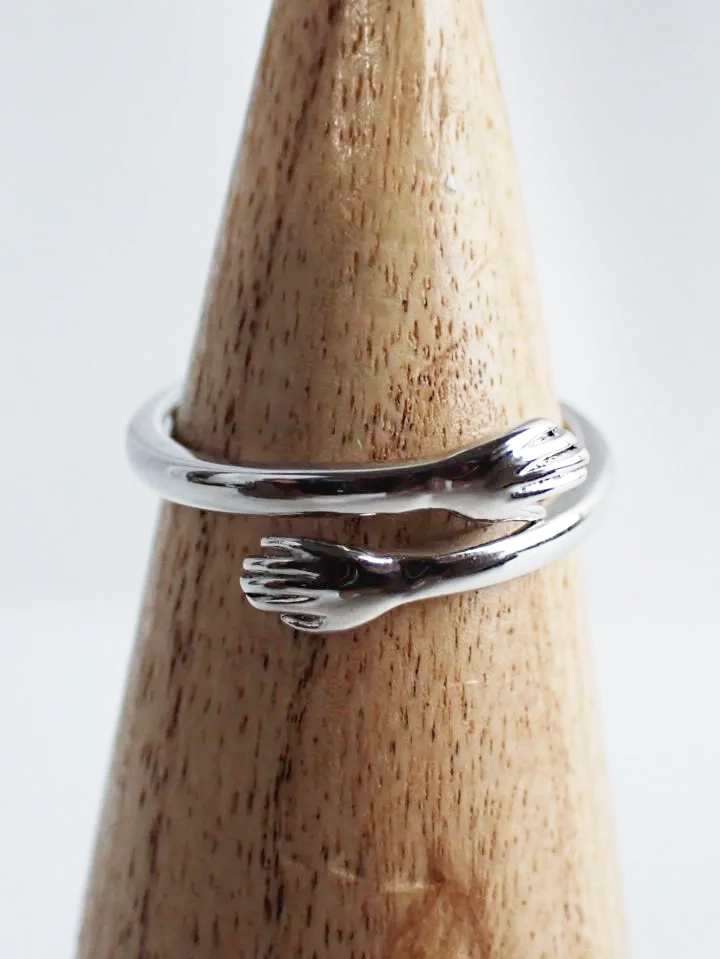 925 Silver Hug Ring (5)