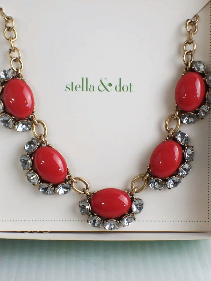 Stella & Dot Mae Necklace