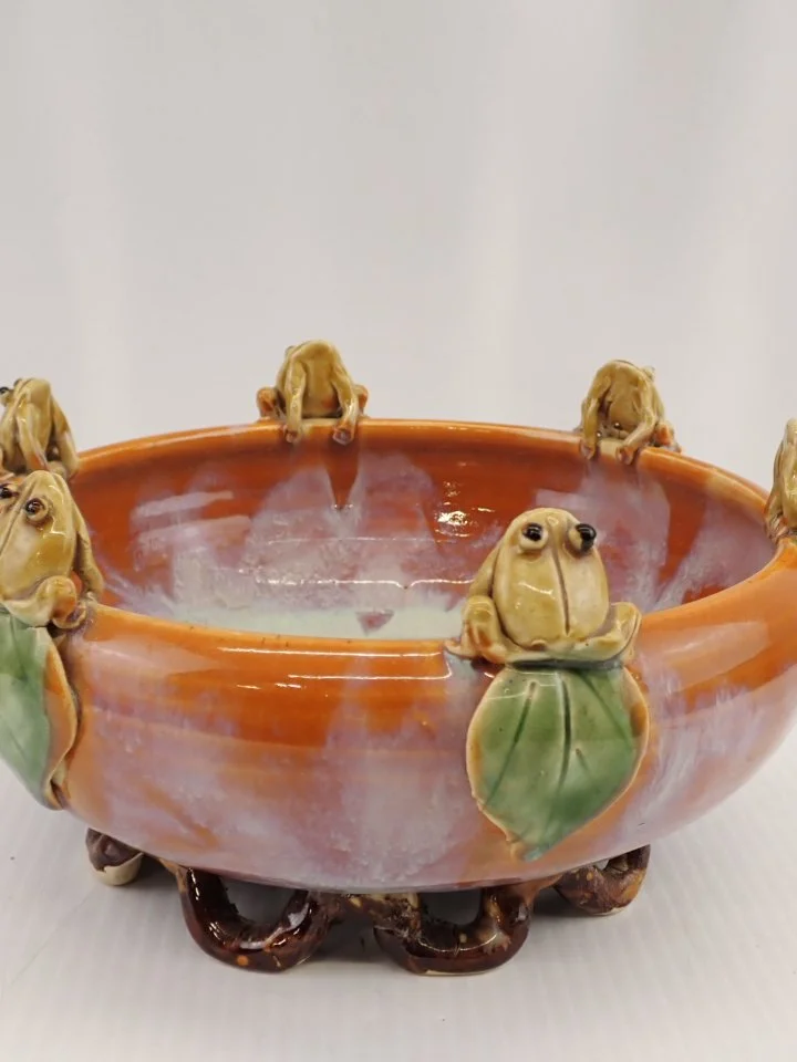 WIN-Online-Shop-Women-In-Need-Community-Cooperative-Resale-Thrift-Store-Jewelry-Gold-Silver-Clothing-Furniture-Antiques-Vintage-Books-Christmas-Victoria-BC- (327).JPG