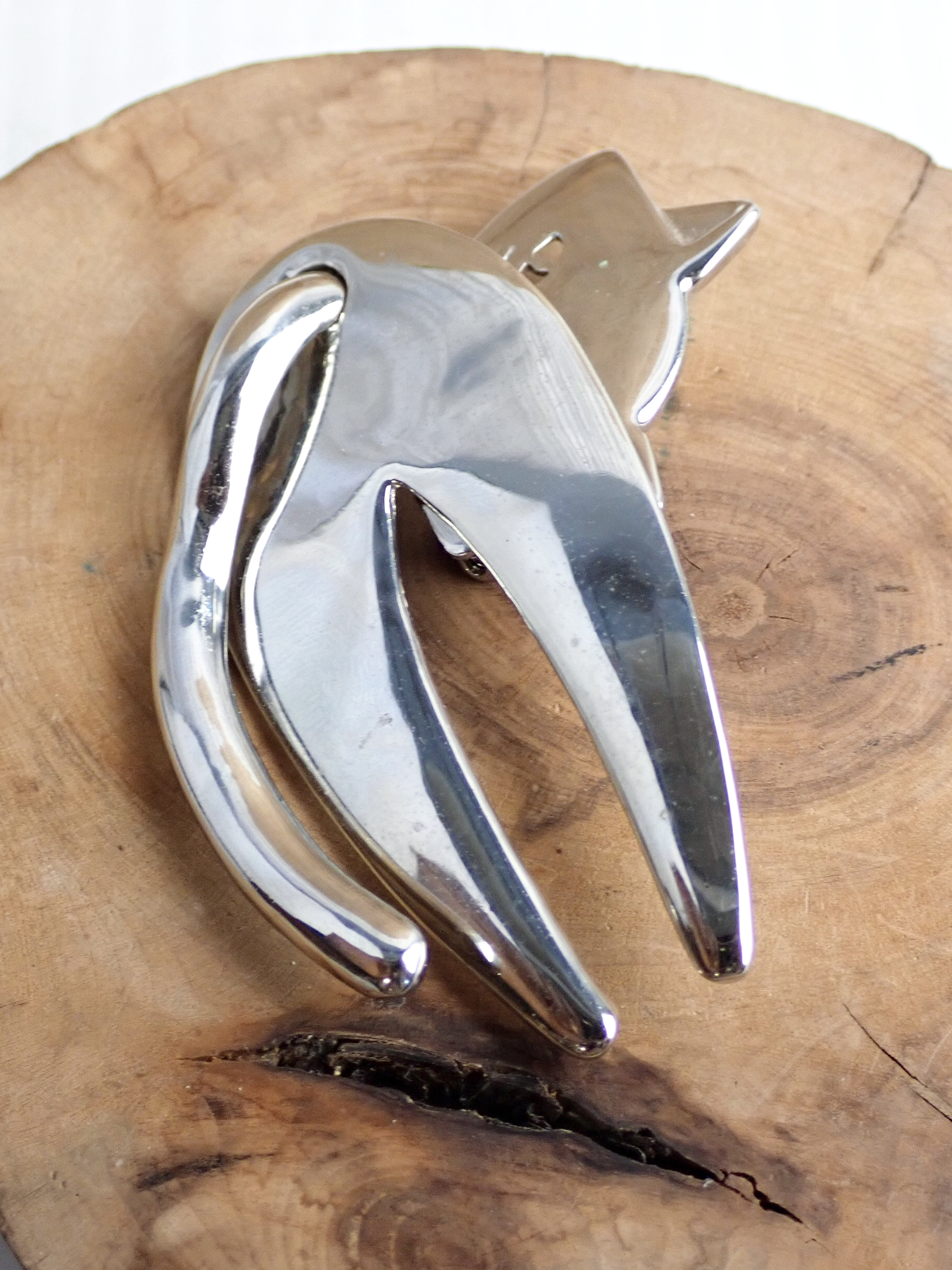 WIN+Online+Shop+Women+In+Need+Community+Cooperative+Resale+Thrift+Store+Jewelry+Gold+Silver+Clothing+Shoes+Home+Interior+Decor+Furniture+Antiques+Vintage+Books+Christmas+Victoria+BC+%28166%29.png
