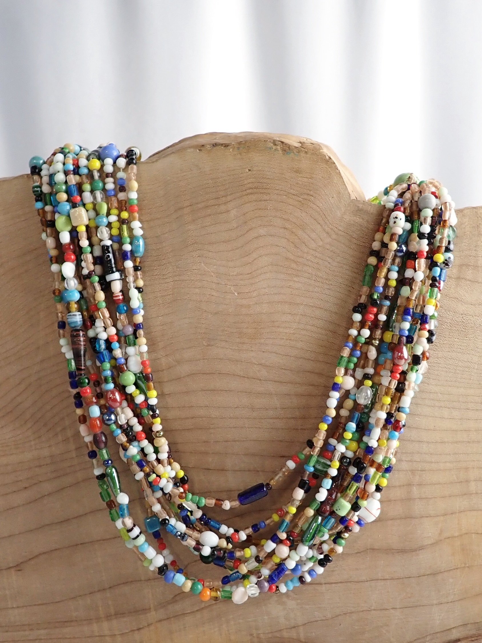 WIN+Online+Shop+Women+In+Need+Community+Cooperative+Resale+Thrift+Store+Jewelry+Gold+Silver+Clothing+Shoes+Home+Interior+Decor+Furniture+Antiques+Vintage+Books+Christmas+Victoria+BC+%282%29.jpg