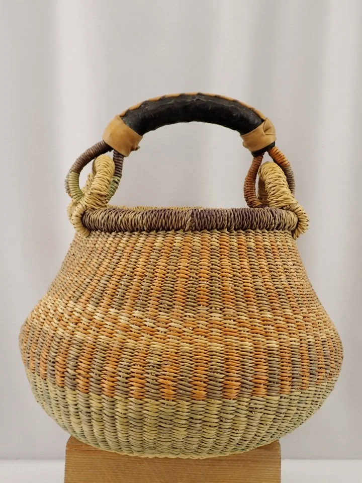 WIN-Online-Shop-Women-In-Need-Community-Cooperative-Resale-Thrift-Store-Jewelry-Gold-Silver-Clothing-Furniture-Antiques-Vintage-Books-Christmas-Victoria-BC- (235).JPG