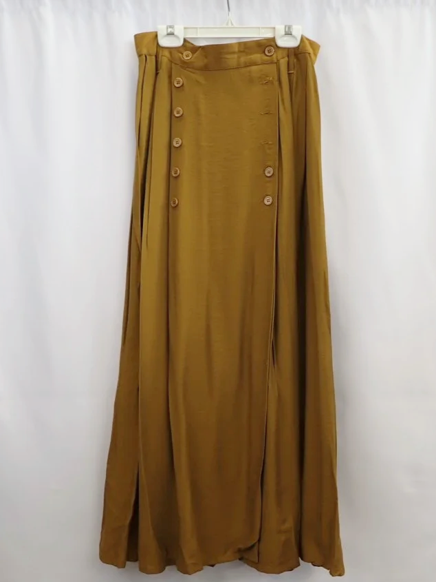 WIN+Online+Shop+Women+In+Need+Community+Cooperative+Resale+Thrift+Store+Jewelry+Gold+Silver+Clothing+Furniture+Antiques+Vintage+Books+Christmas+Victoria+BC++%2850%29.png