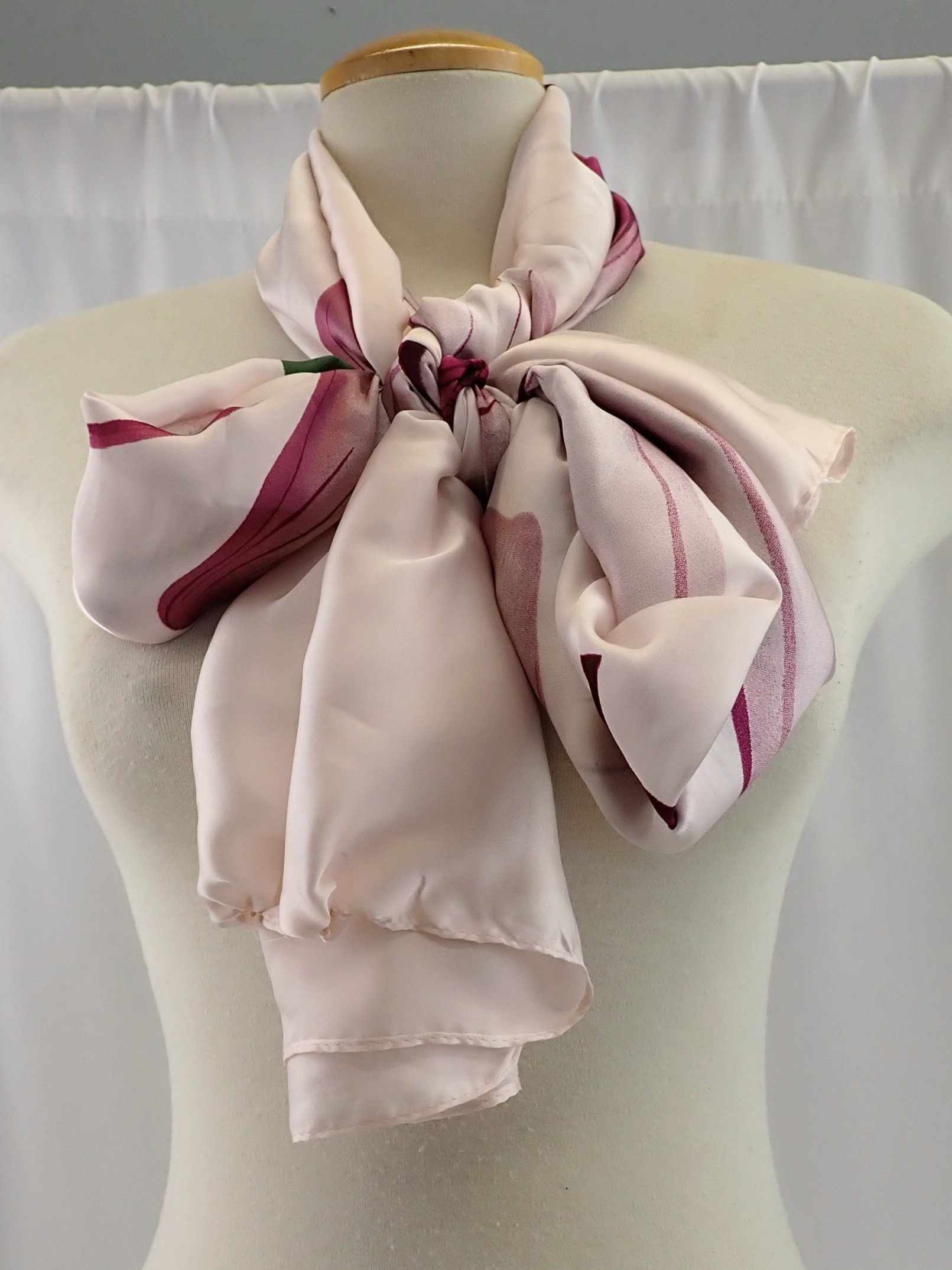 WIN+Online+Shop+Women+In+Need+Community+Cooperative+Resale+Thrift+Store+Jewelry+Gold+Silver+Clothing+Shoes+Home+Interior+Decor+Furniture+Antiques+Vintage+Books+Christmas+Victoria+BC+%2867%29.jpg
