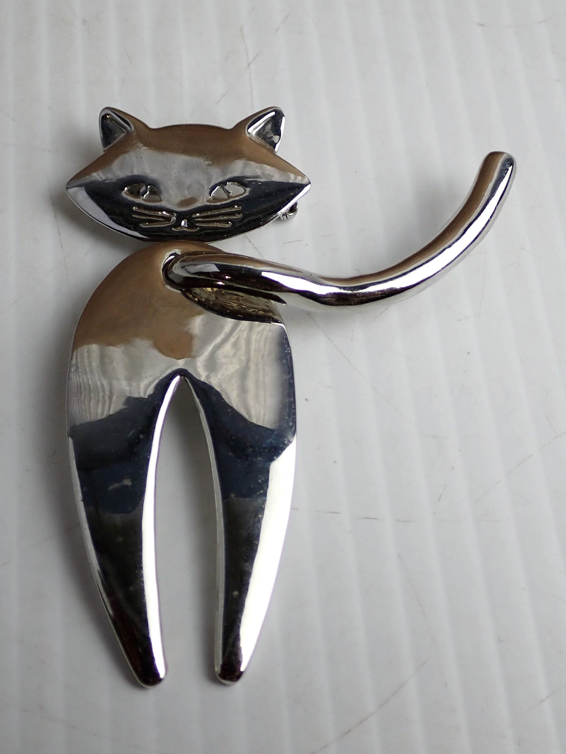 WIN+Online+Shop+Women+In+Need+Community+Cooperative+Resale+Thrift+Store+Jewelry+Gold+Silver+Clothing+Shoes+Home+Interior+Decor+Furniture+Antiques+Vintage+Books+Christmas+Victoria+BC+%28160%29.png
