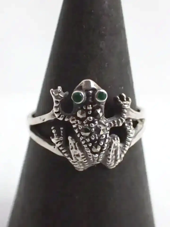 Wee Marcasite Detail Frog Stacking Ring (5.75)